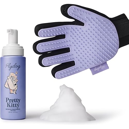 Pretty Kitty Waterless Cat Dry Shampoo with Grooming Glove– No Rinse, Lick-Safe, Moisturizing for Dry Skin, Dandruff, Deshedding, Wash Soap Spray Foam for Kittens, Bathing & Cleaning Supplies