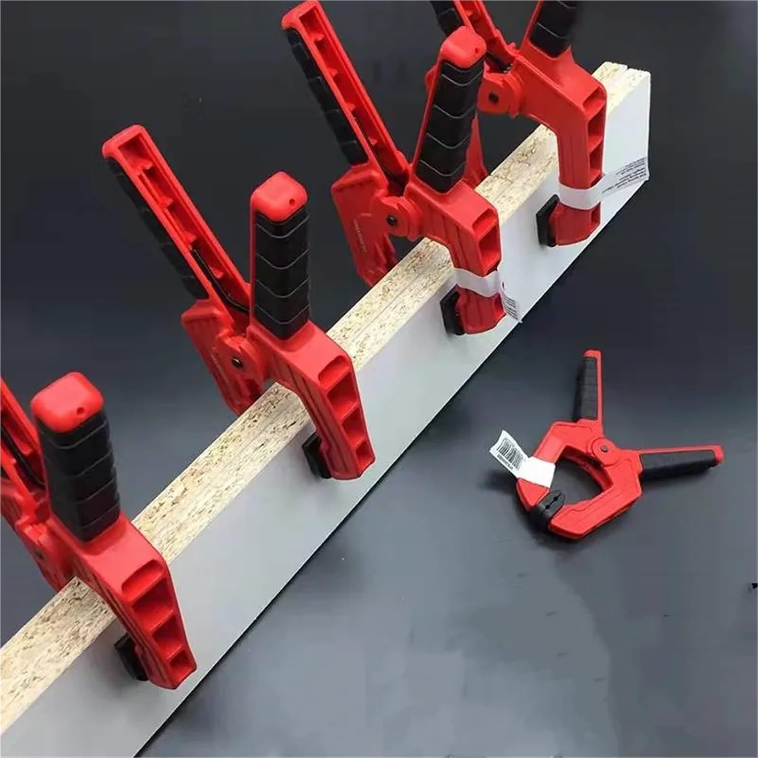 4/6/7/9Inches Carpenter Spring Climp Heavy Duty Woodworking Plastic Spring Clamp Strong Nylon Wood Carpenter Spring Clamps Tool(4 Inches 1Pcs)