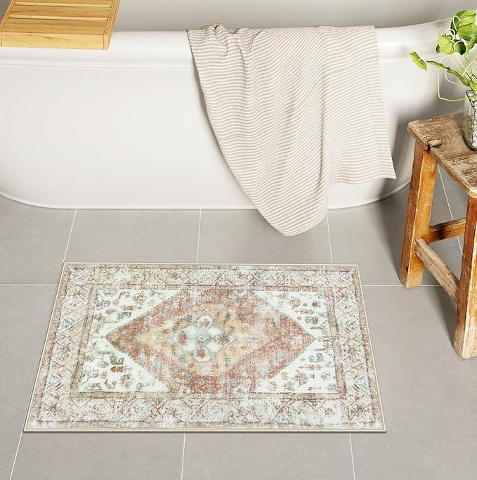 Uphome Boho Bathroom Rugs Oriental Vintage Bath Rug Khaki Soft Plush Washable Bath Mats Non-Slip Farmhouse Distressed Bathroom Floor Mat for Toilet Tub Vanity, 18x26 inch
