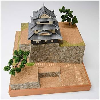Amazon | ウッディジョー 1/150 丸亀城 木製模型 組み立てキット