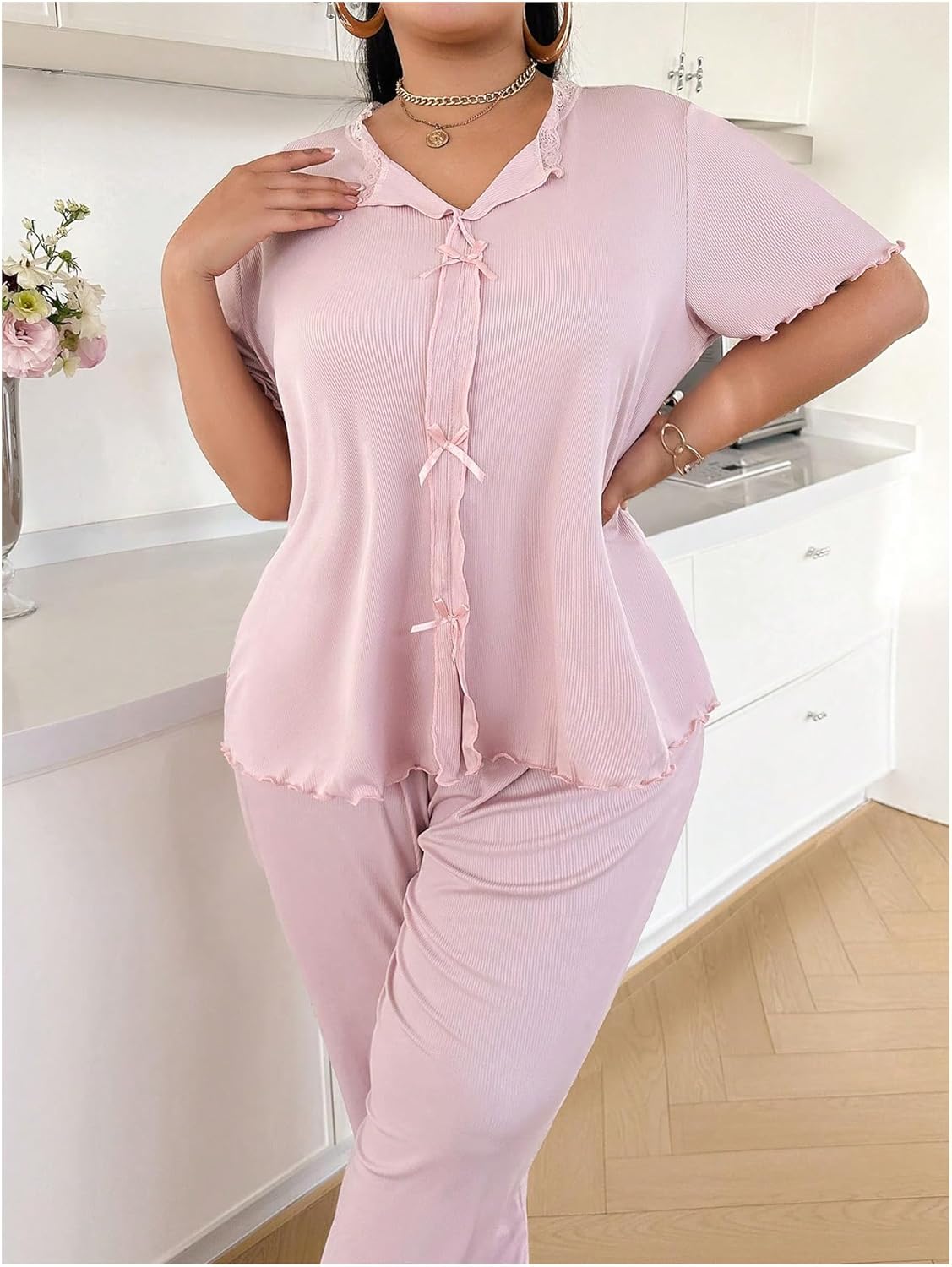 Floerns Women's Plus Size 2 Piece Pajama Set Lettuce Trim Short Sleeve Tops and Pants Pj Set - Image 2