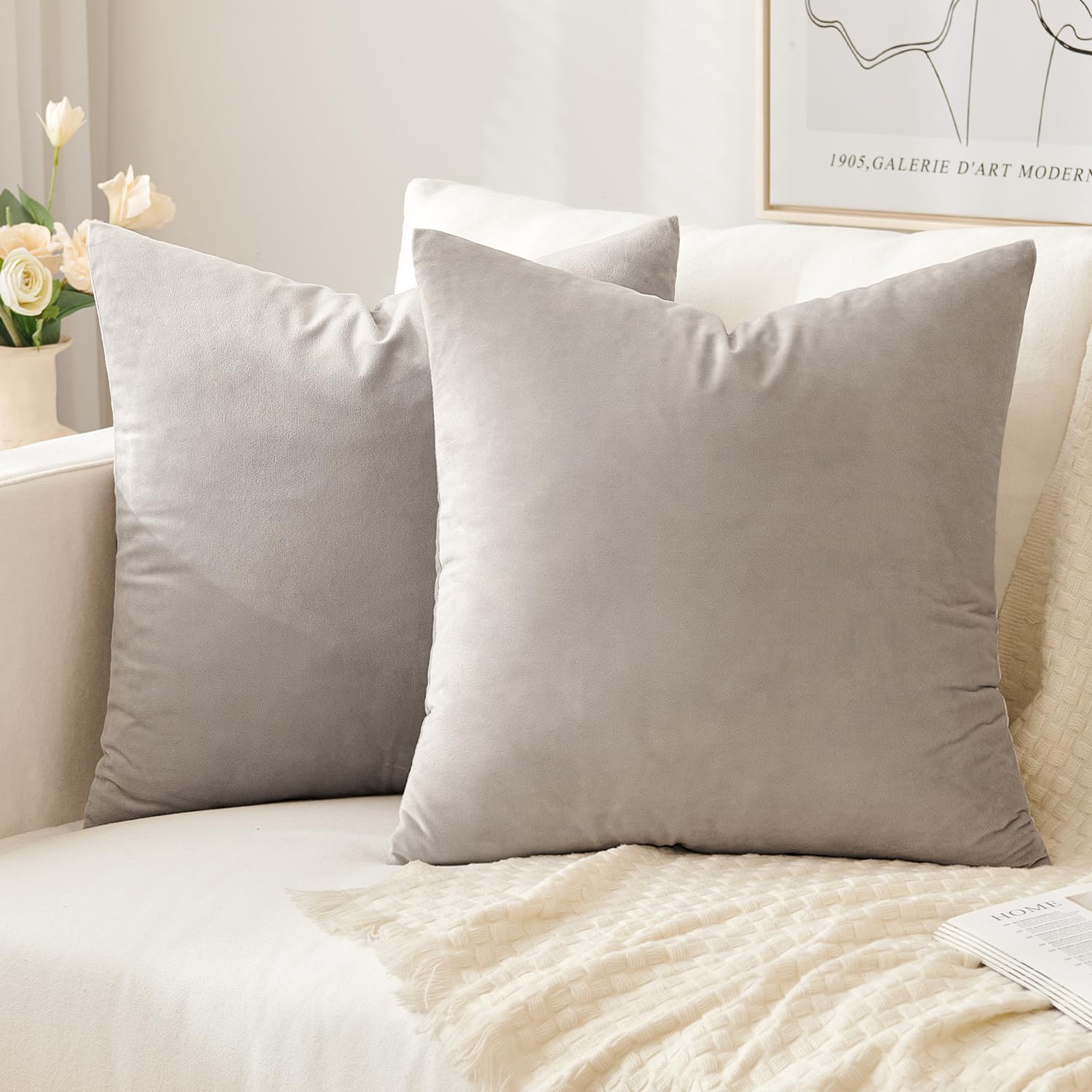 Slozzi Set of 2 Velvet Cushion Covers Home Plain Decorative Throw Pillow cases 20x20 Inch 50x50 cm Soft Square Pillow Covers for Sofa Bedroom Heart Wood