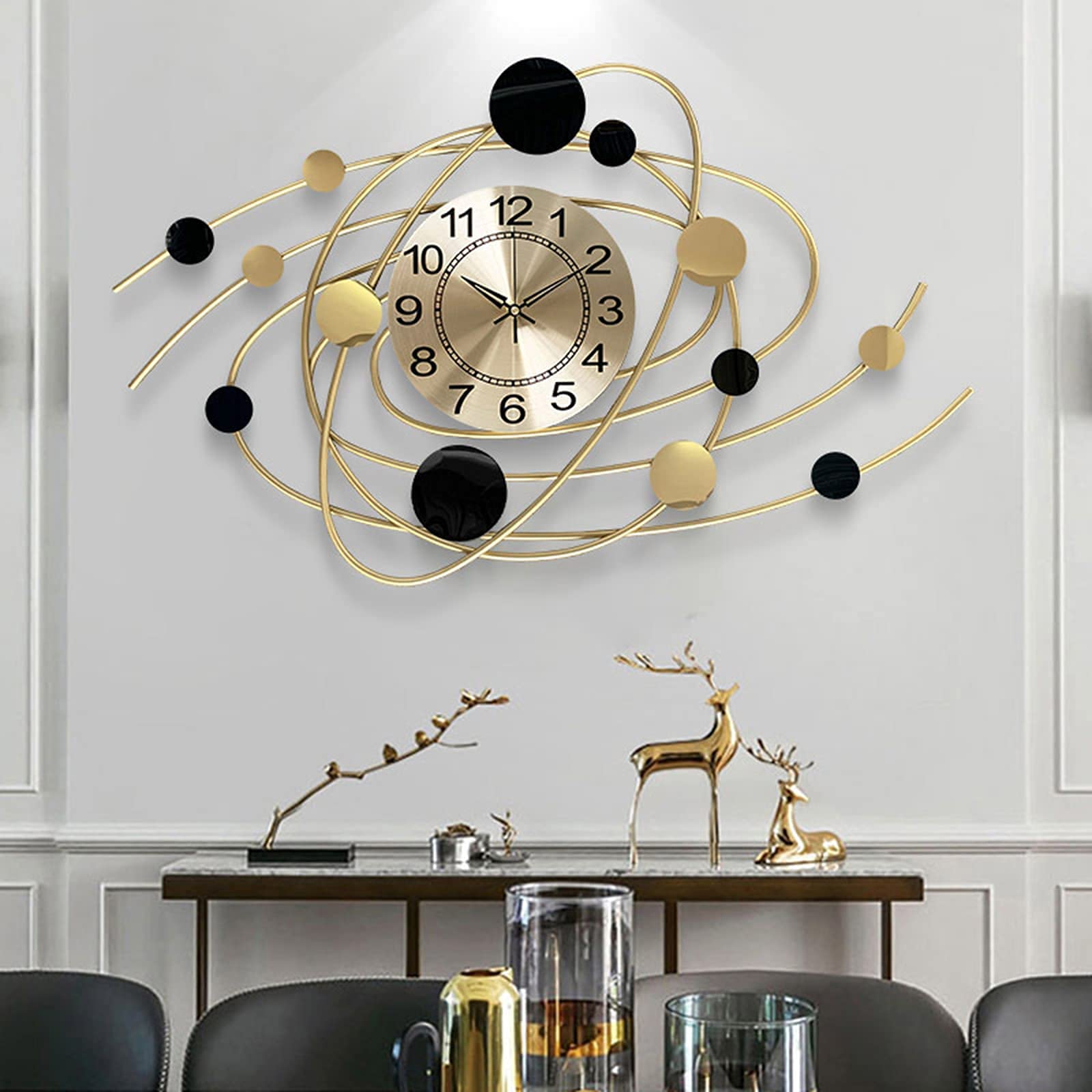 Décoration murale métal extérieur pour embellir une clôture terne