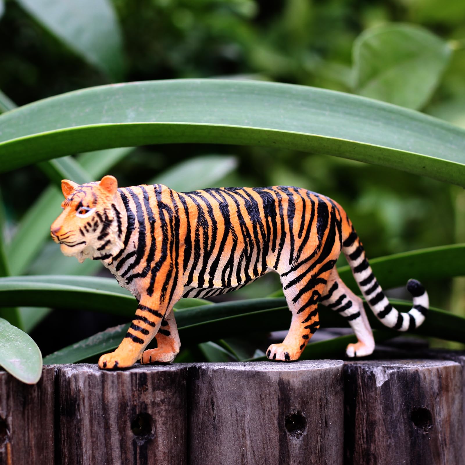 Momoplay Tiger, Safari Animal Figures Toys, Tiger Figurine