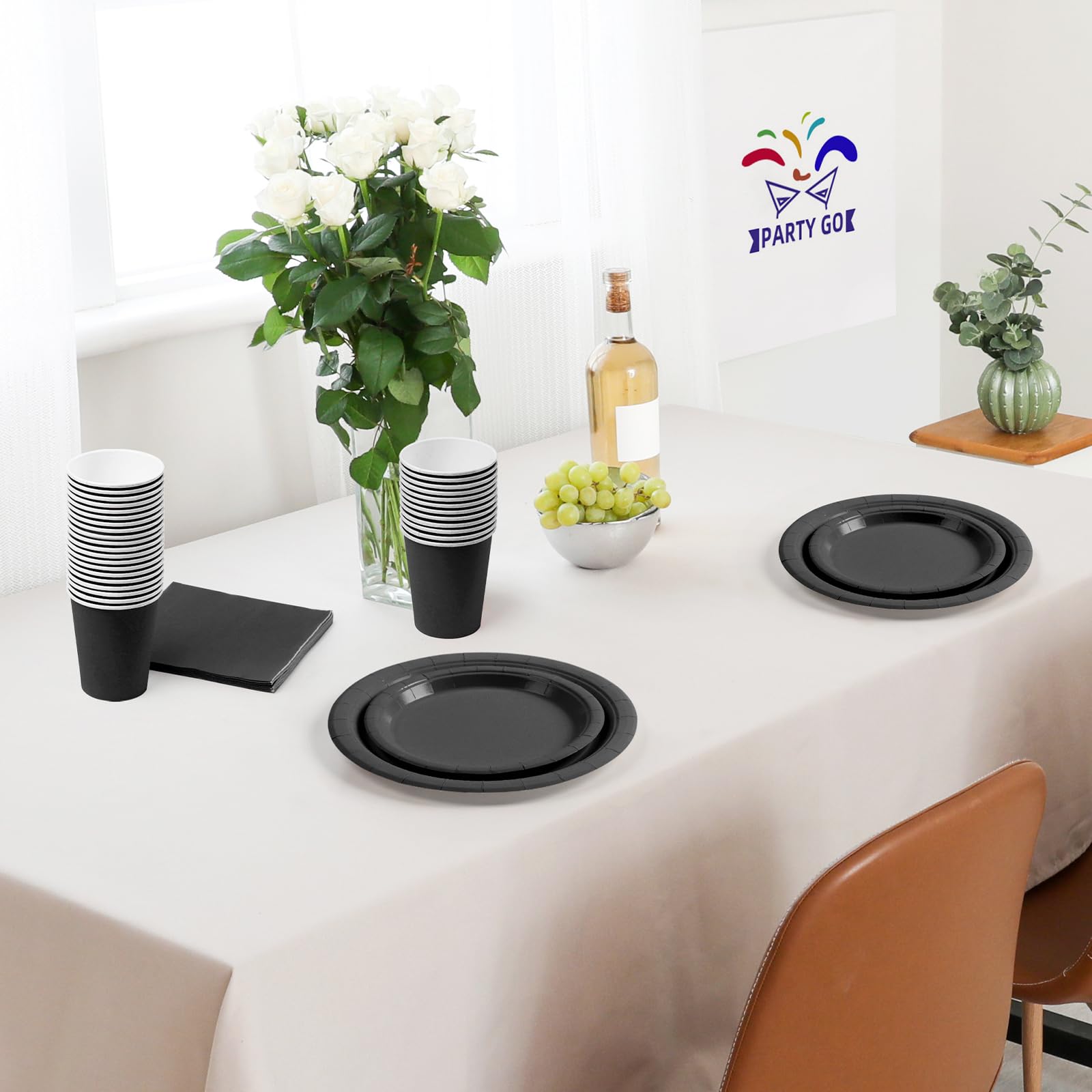 Set De Vaisselle Jetable PARTY GO - 96 Pièces Rose Pour 24 Invités - Assiettes, Gobelets, Serviettes - Fête Anniversaire, Mariage