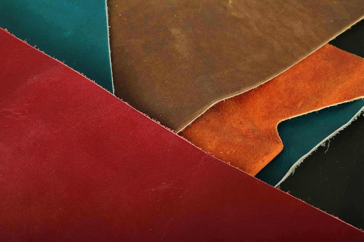 Leather Scraps for Crafting DIY Projects – Genuine Leather Offcuts for Hobbies, Handmade Gifts, Sewing, Upcycling, Christmas & Holiday Crafts Assorted Genuine Leather Pieces for Handmade Gifts