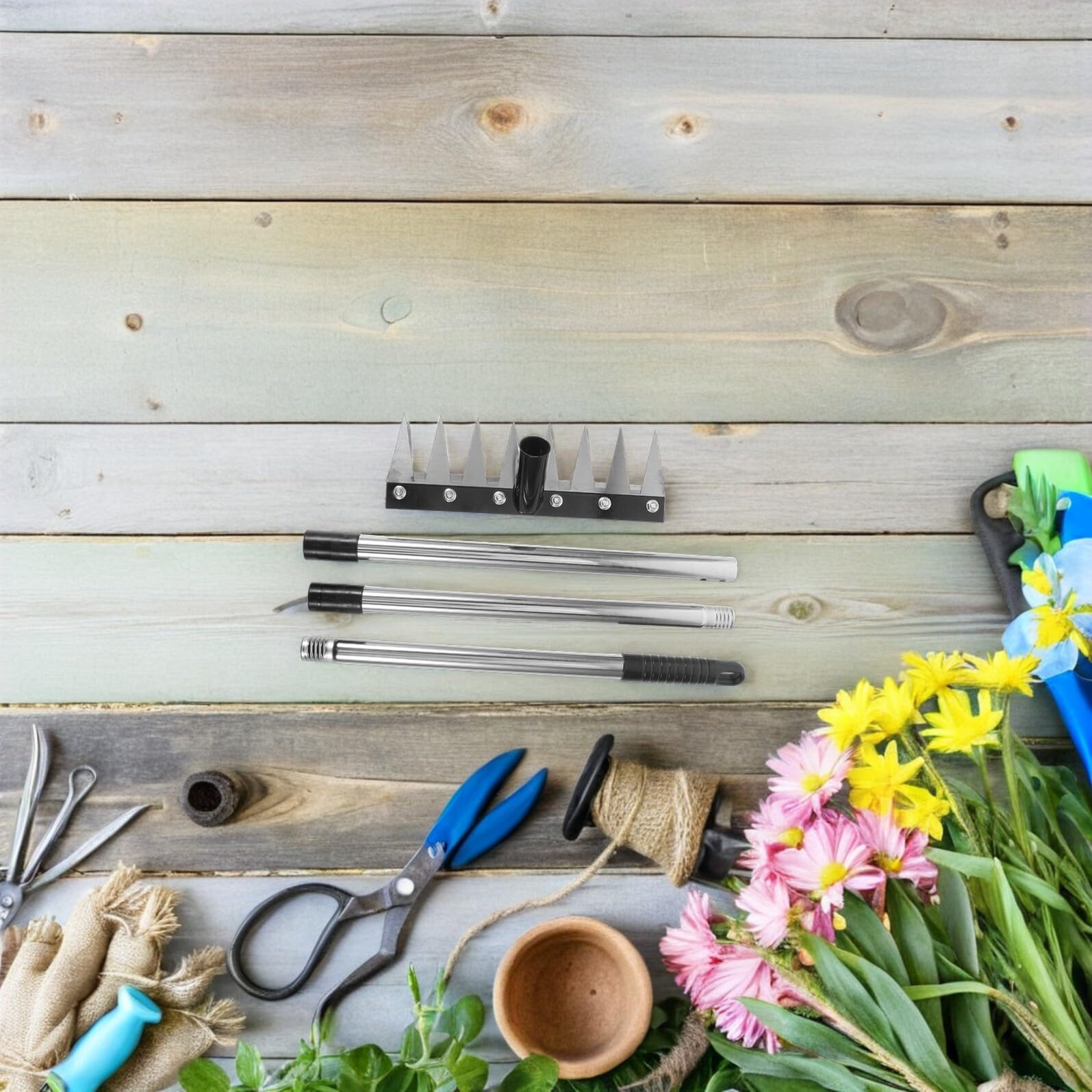 Kisangel Rastrillo de Jardín Ajustable de Aluminio y Plástico con 8 Púas para Eliminar Malas Hierbas y Escombros en Áreas de Jardinería y Comunidades