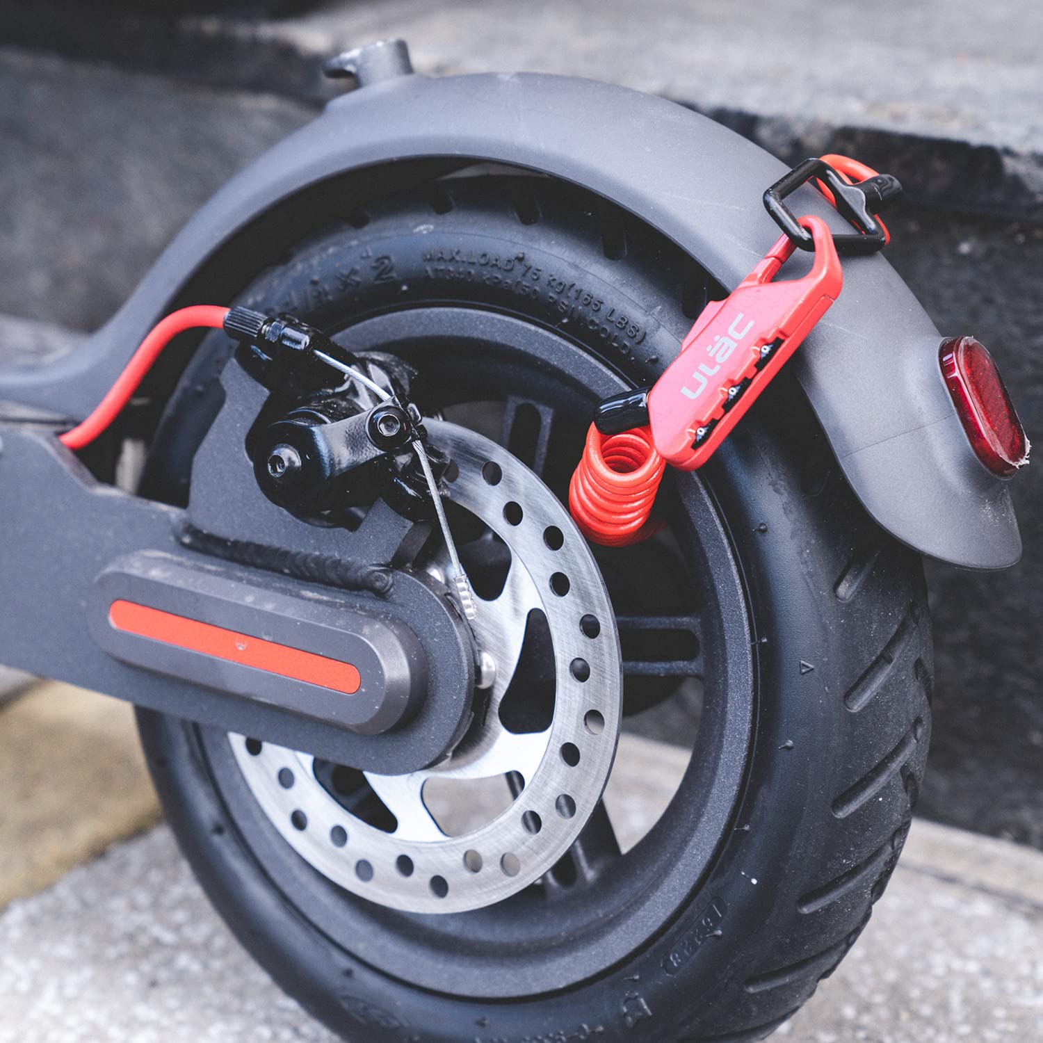 ULAC Piccadilly LTD Mini cadenas à combinaison pour casque de vélo, moto, scooter électrique ; petit cadenas portable pour casier de gym, poussette bébé, valise, bagages, portail et clôture (argenté)
