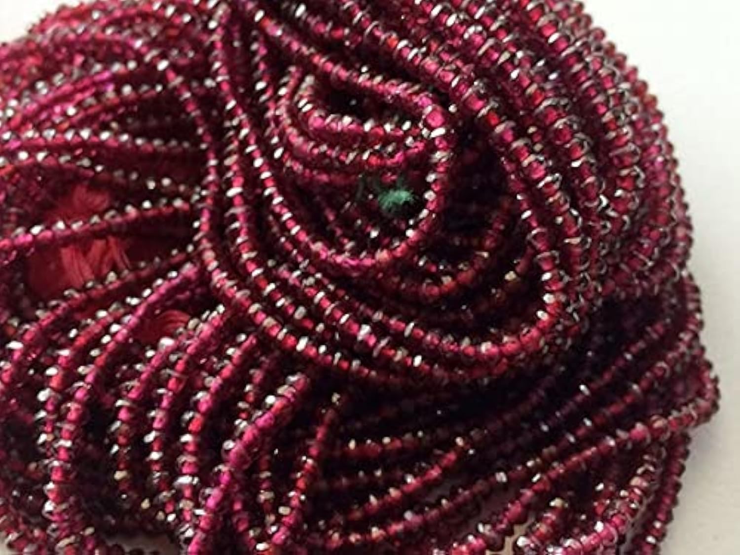 Rhodolite Grenat véritable en perles rondelles de 3mm pour réparer ou modifier un collier terne