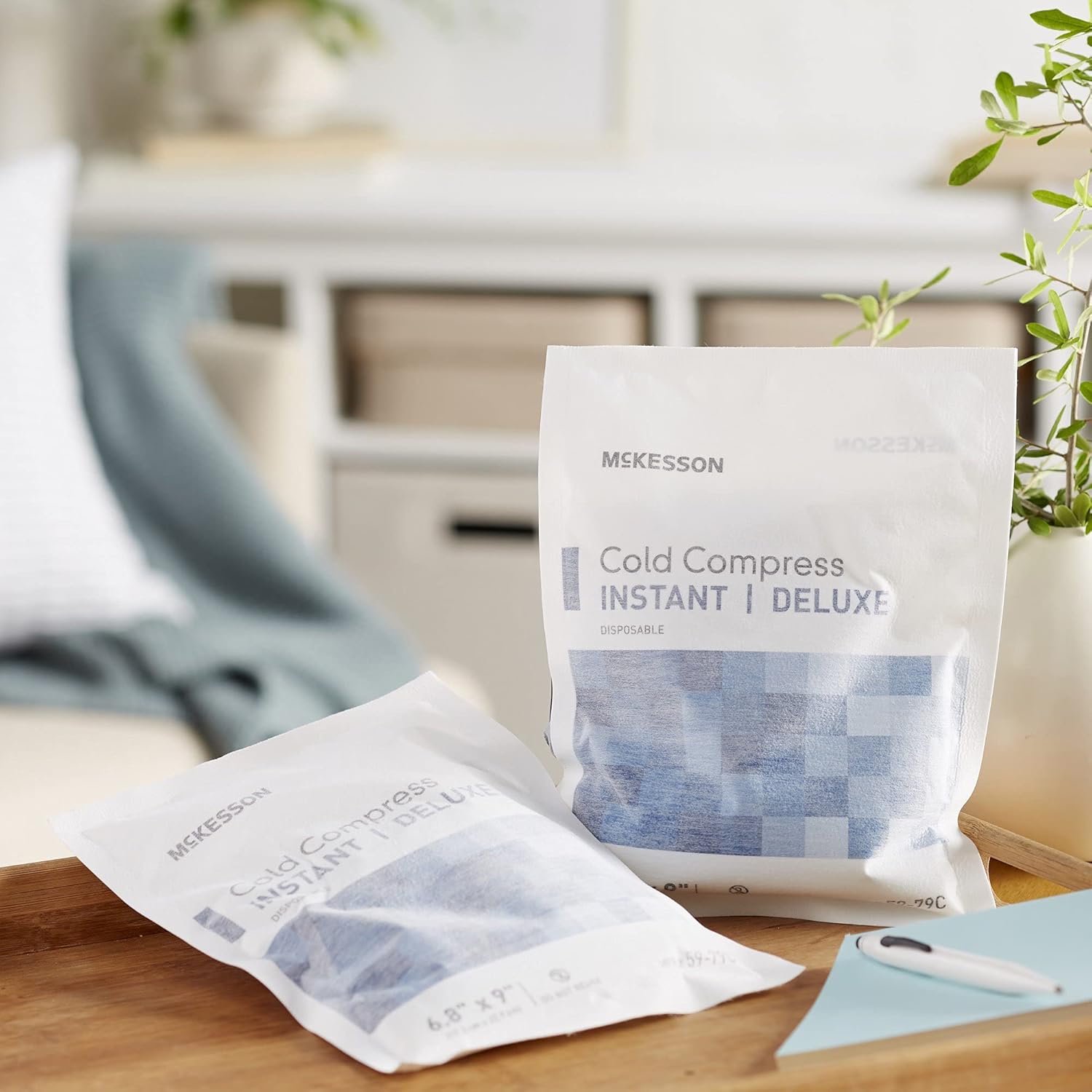 McKesson Cold Compress Instant Ice Pack [24 Pack] Disposable, Ice Packs for Injuries and Pain Relief, 6.8 in x 9 in