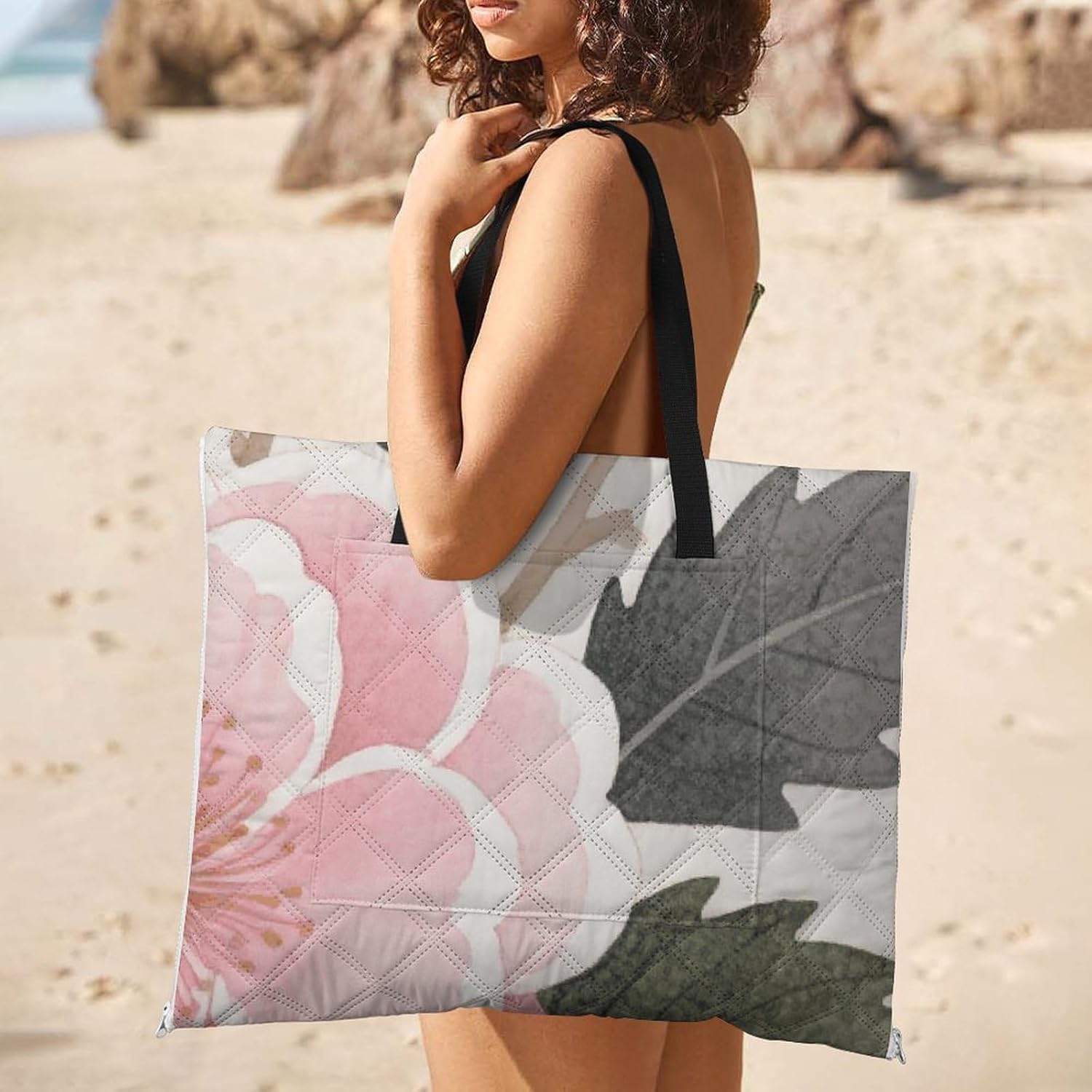 Vintage Peach Pink Floral Picnic Blanket 150x100cm, Foldable 2-in-1 Picnic Mat and Tote Bag Portable Waterproof Beach Mat Sandproof Outdoor Blanket for Park, Hiking, Beach, Camping, Travel