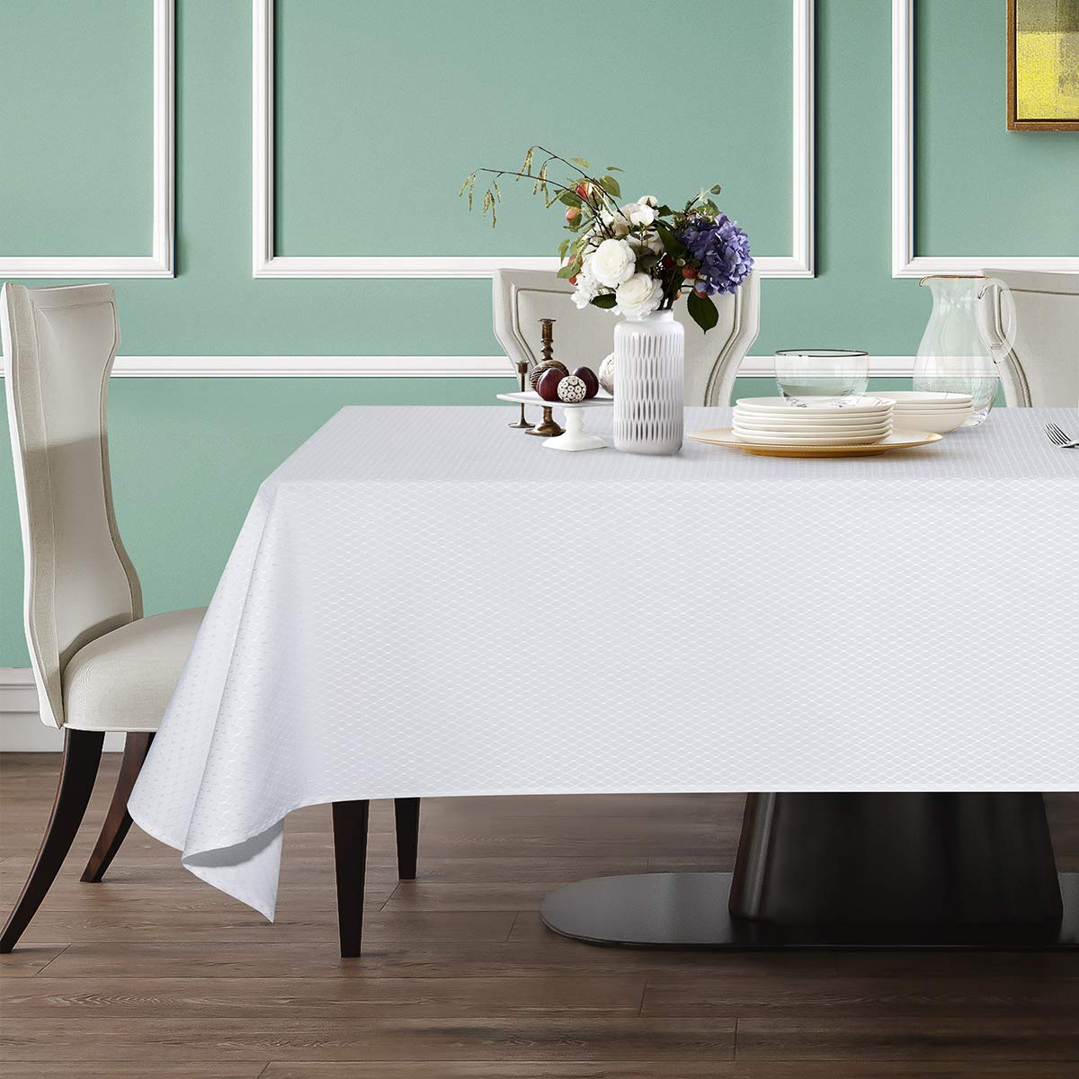 JUCFHY Jacquard Morrocan Rectangle Table Cloth Oil-Proof Spill-Proof and Water Resistance Tablecloth,Decorative Fabric Table Cover for Outdoor and Indoor Use,60 x 104 Inch, White