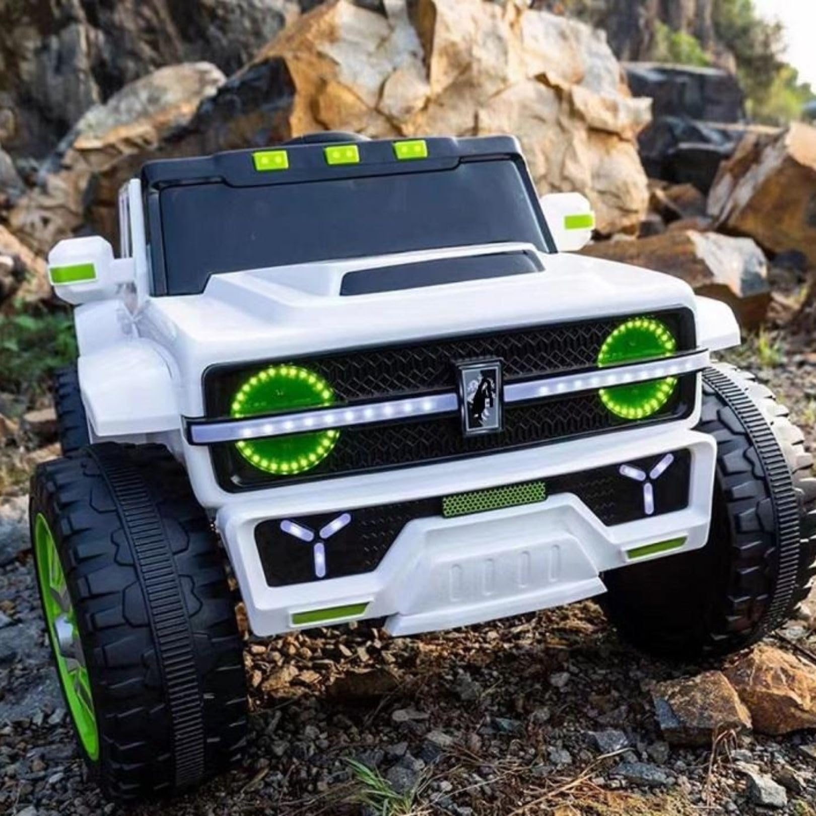 ShipeeShip 4x4 Electric with 4 Motors, Spring Suspension, Digital Player, Remote, Manual Drive and 12v Battery Operated Ride on Jeep for Kids of Age 2 to 8 Years (White) (B0DGWJ3PFB) Amazon Price History, Amazon Price Tracker