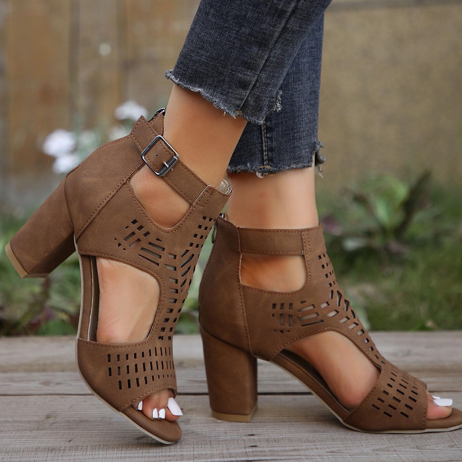 Generisch Sandalias de mujer primavera de gran tamaño comercio al aire libre zapatos romano hueco moda cremallera trasera tacones gruesos sandalias de las mujeres