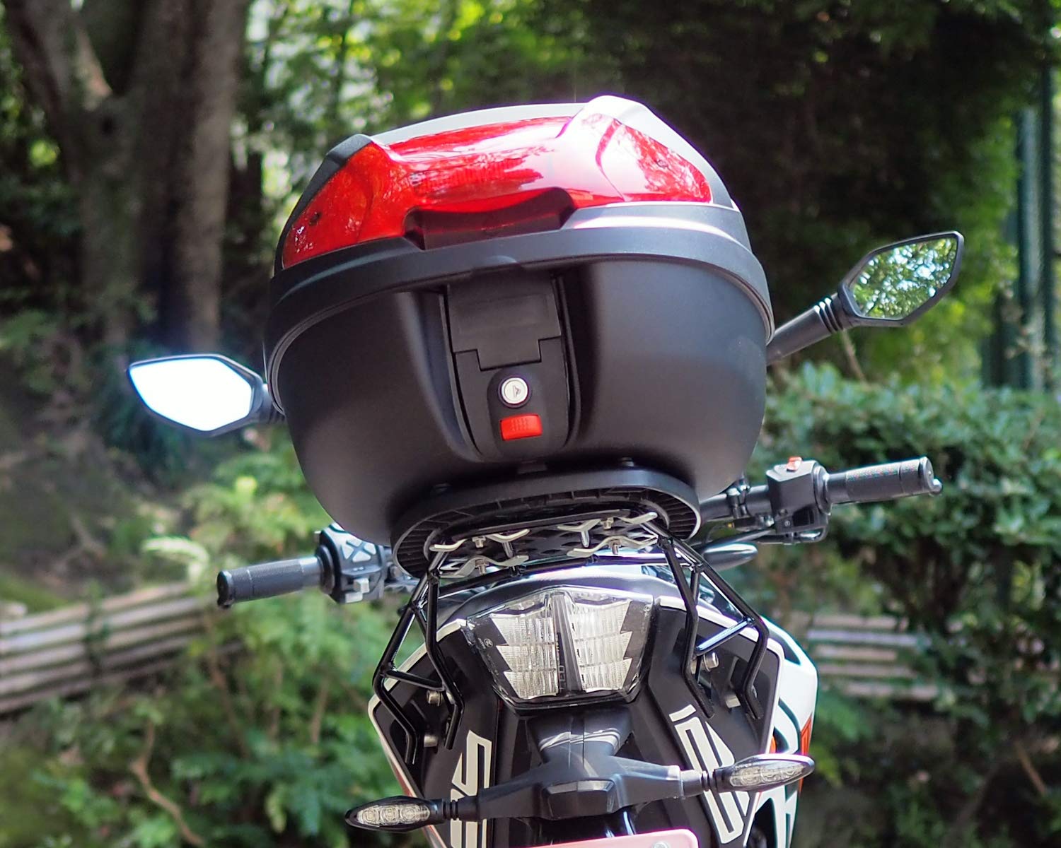 Amazon | ワールドウォーク 125/250/390DUKE(2017~)用リアキャリア 30