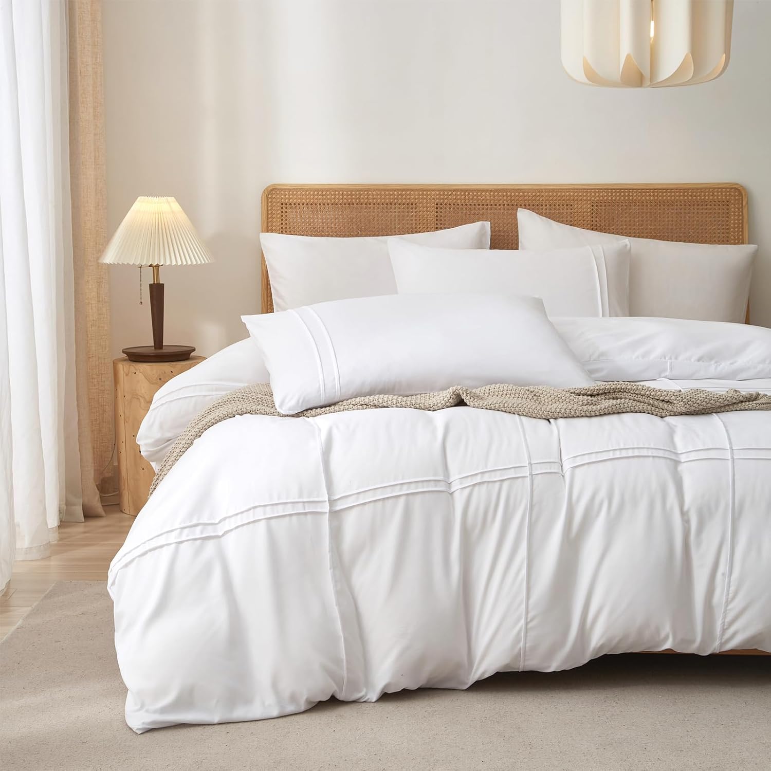 AiMay Duvet Cover Set King Size Pintuck Pleated Bedding Set 3 Pieces Textured Ultra Soft Comfy and Breathable All Season Easy Care Solid Color with Zipper Closure & Corner Ties (White, King) - Image 3