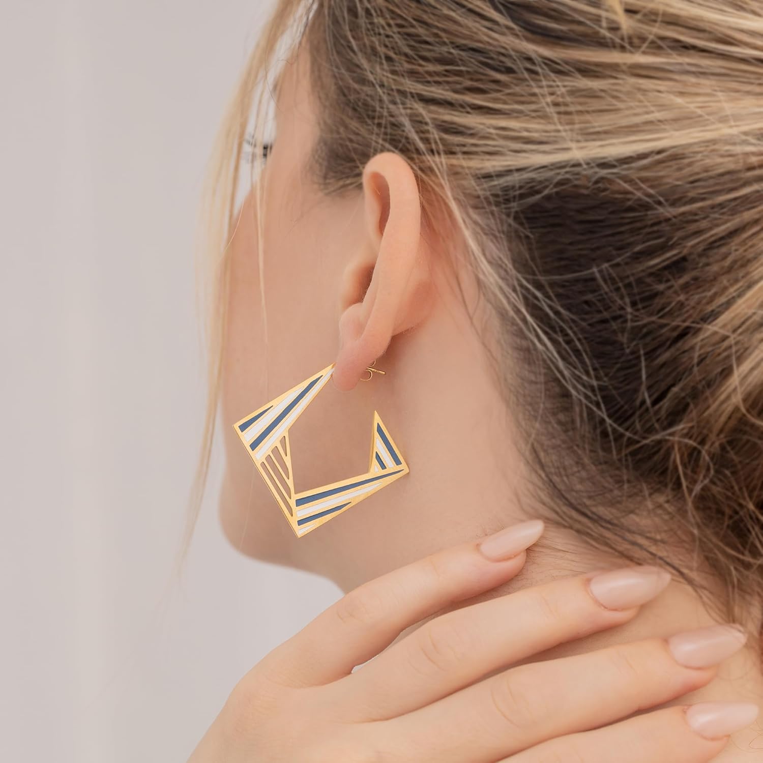 LotusUS Elegant Summer Geometric Aesthetic Stud Earrings Square Shape Trendy Women Earrings