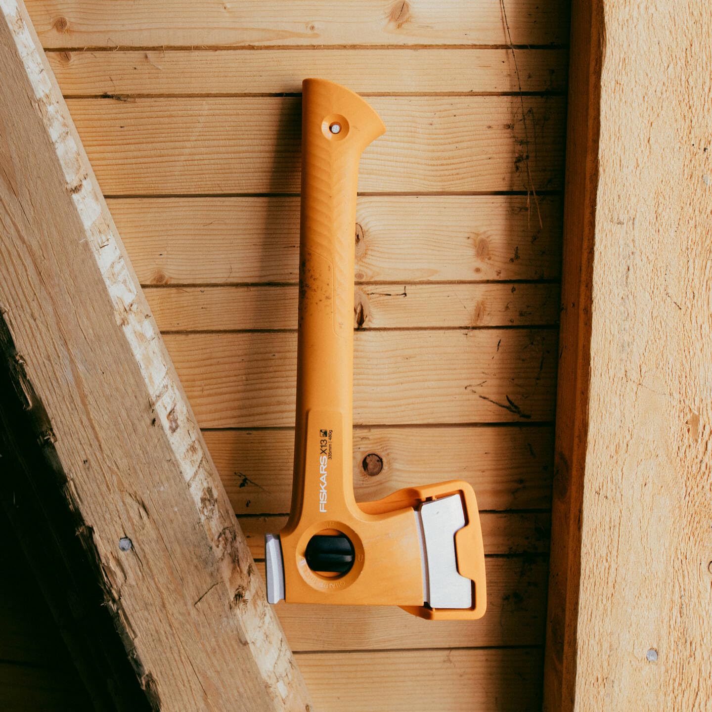 Fiskars X-Series X13 Ultraleichte Wanderaxt