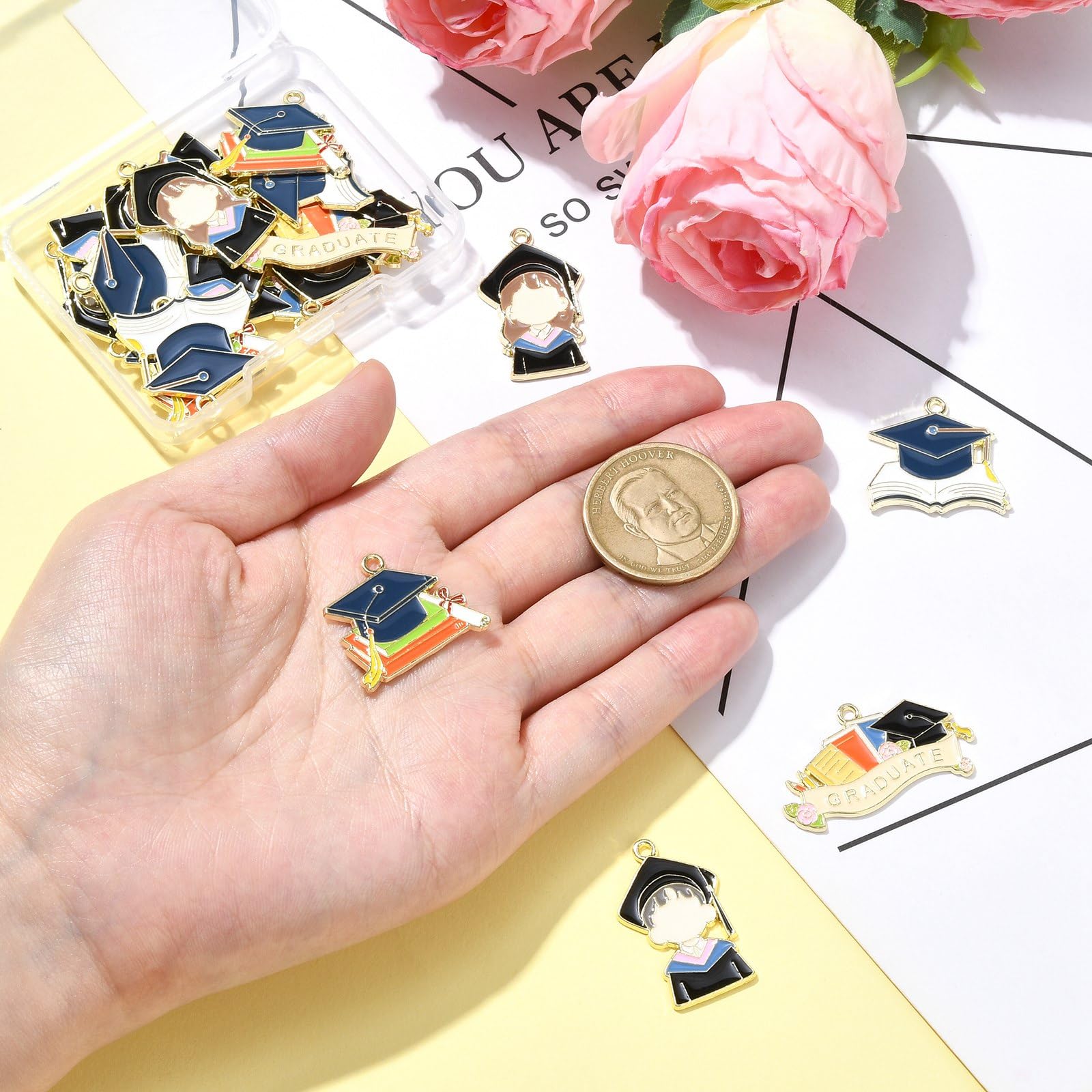 Stiesy 20Pcs 5 Styles Enamel Graduation Theme Charms Bachelor Hat Charm Pendant Graduation Cap Book Charms for Jewellry Making Bracelet Crafts Graduation Ceremony Gifts DIY - Image 4