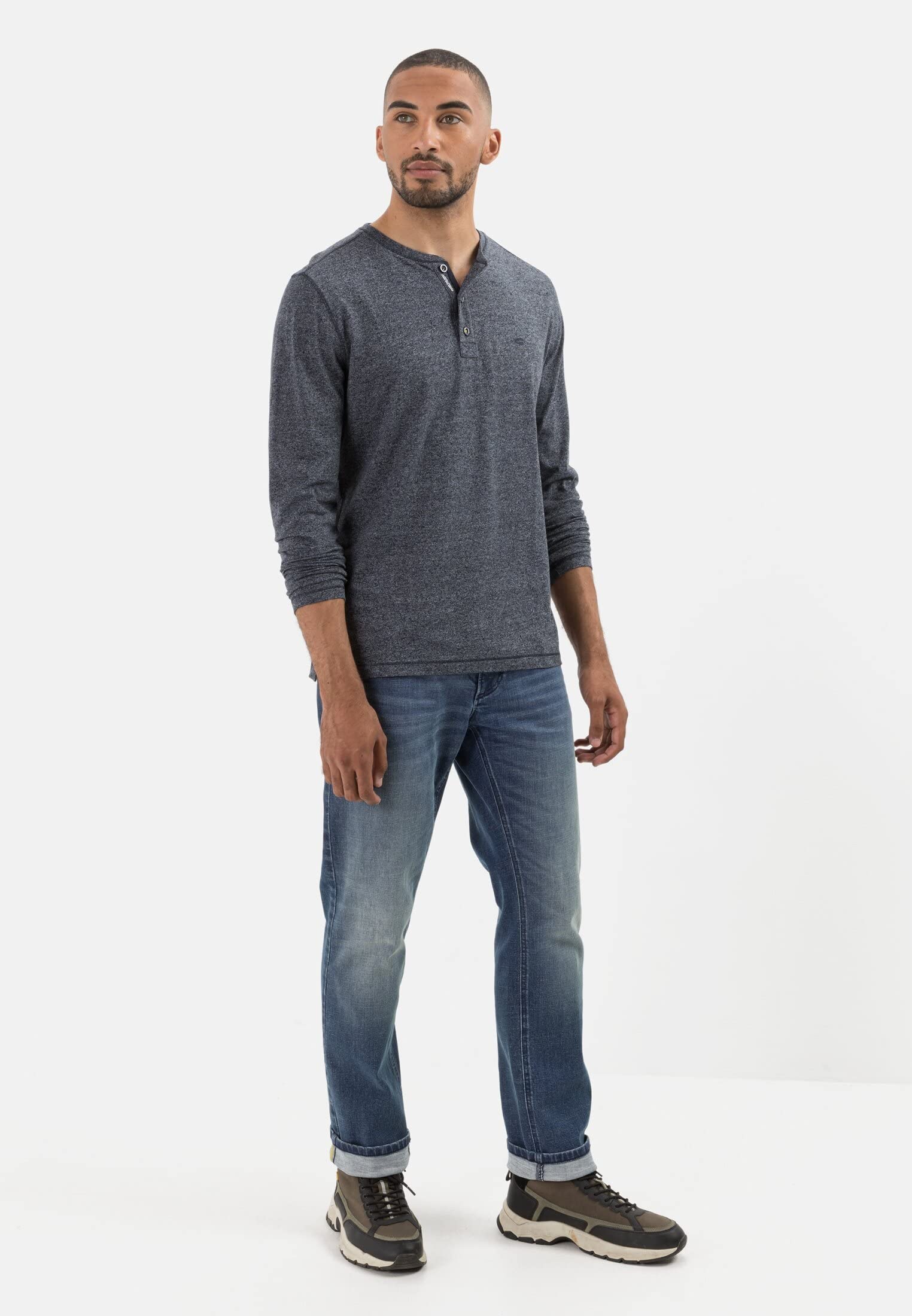 camel active Herren Henleyshirt im Regular Fit | Longsleeve Langarmshirt aus nachhaltiger Baumwolle perfekt für Alltag und Freizeit