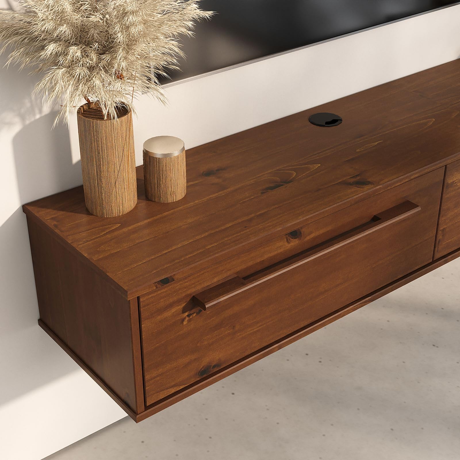 IDIMEX Lowboard TECCA 145 cm mit 2 Türen, Kastanie Finish – hängendes TV Board aus massivem Kiefernholz, modernes Design mit Klappenbeschlägen, platzsparend für Wohnzimmer & Flur