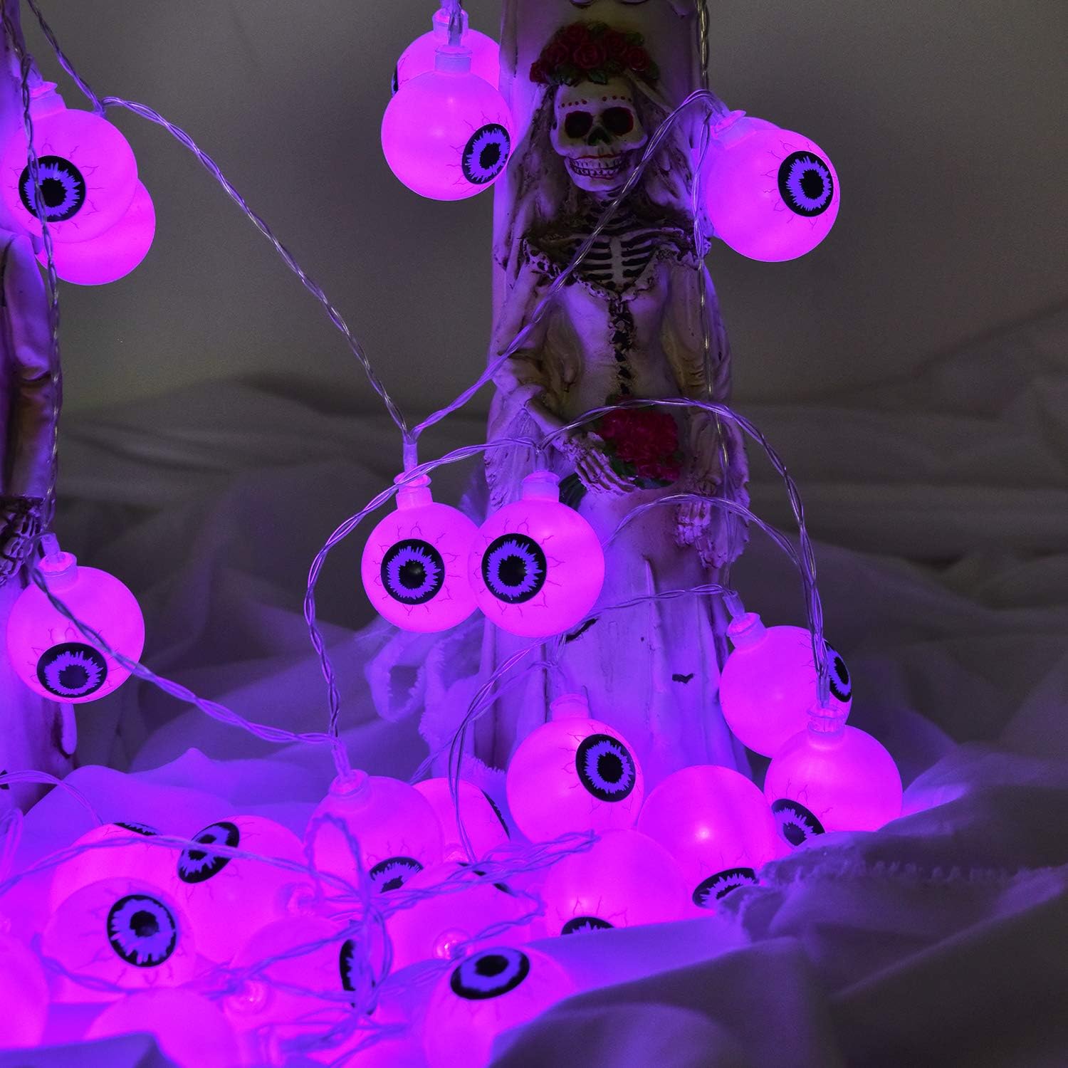 ILLUMINEW 30 LED Halloween Eyeball String Lights, 8 Modes Fairy Lights with Remote, Waterproof Battery Operated Halloween Lights for Outdoor Indoor Party Christmas Halloween Decoration (Purple)