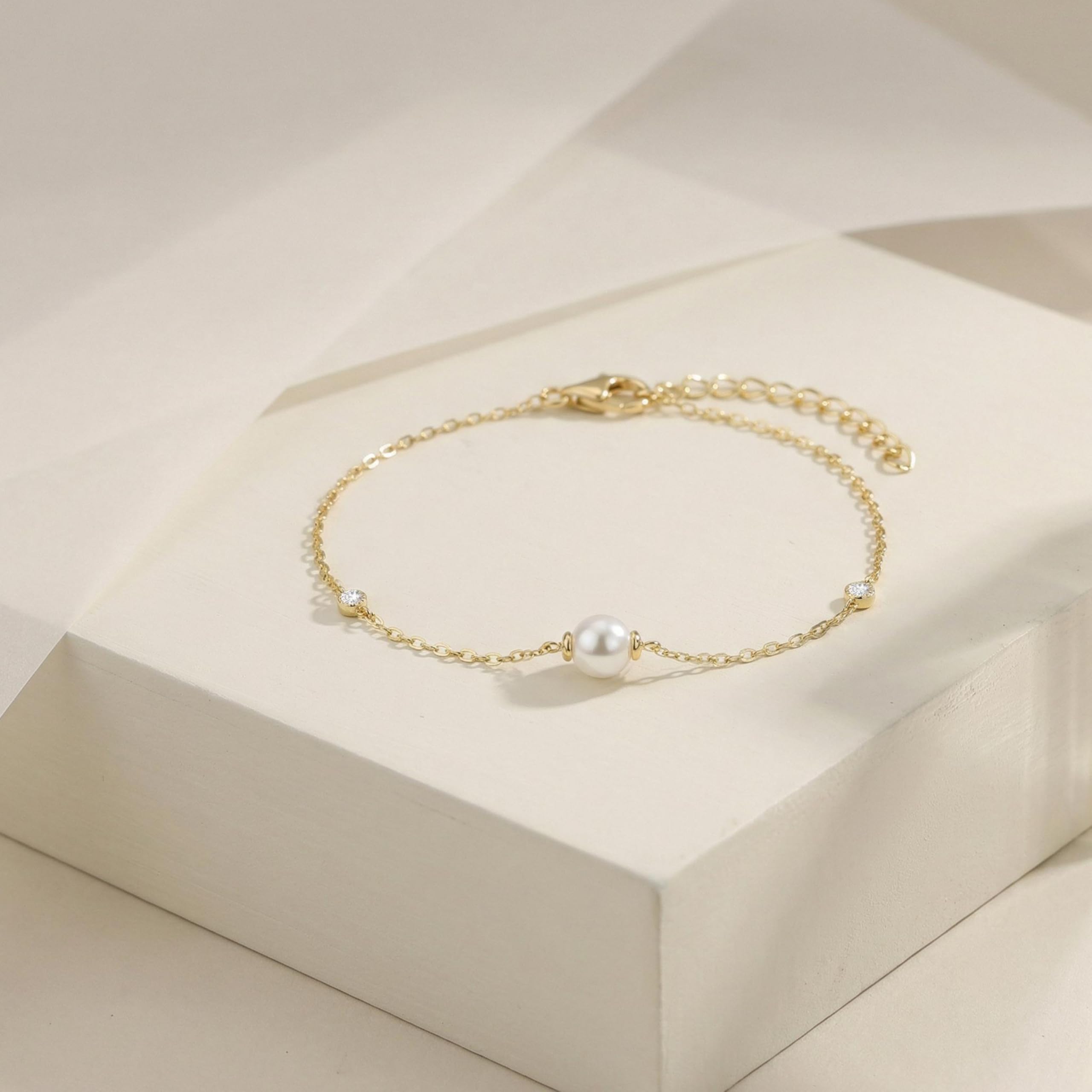 NOELANI - Damen Armband 925 Silber - Vergoldet/Golden - mit Zirkonia Stein und Perle - NOE-B0015