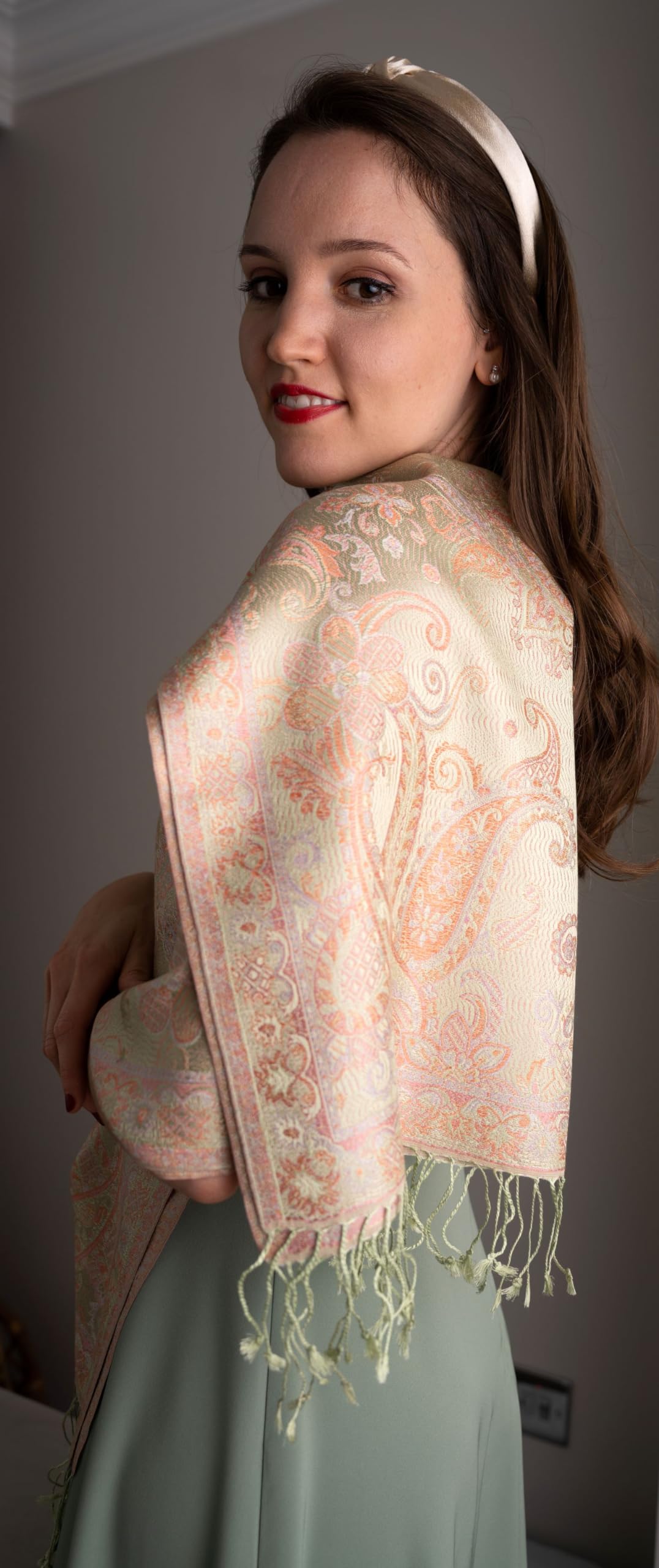 Sciarpa di seta Paisley oro metallizzato e rosa, sciarpa leggera, sciarpa da sposa, sciarpa da donna, regalo per lei, sciarpa da spalla, sciarpa estiva, sciarpa primaverile, Giallo e