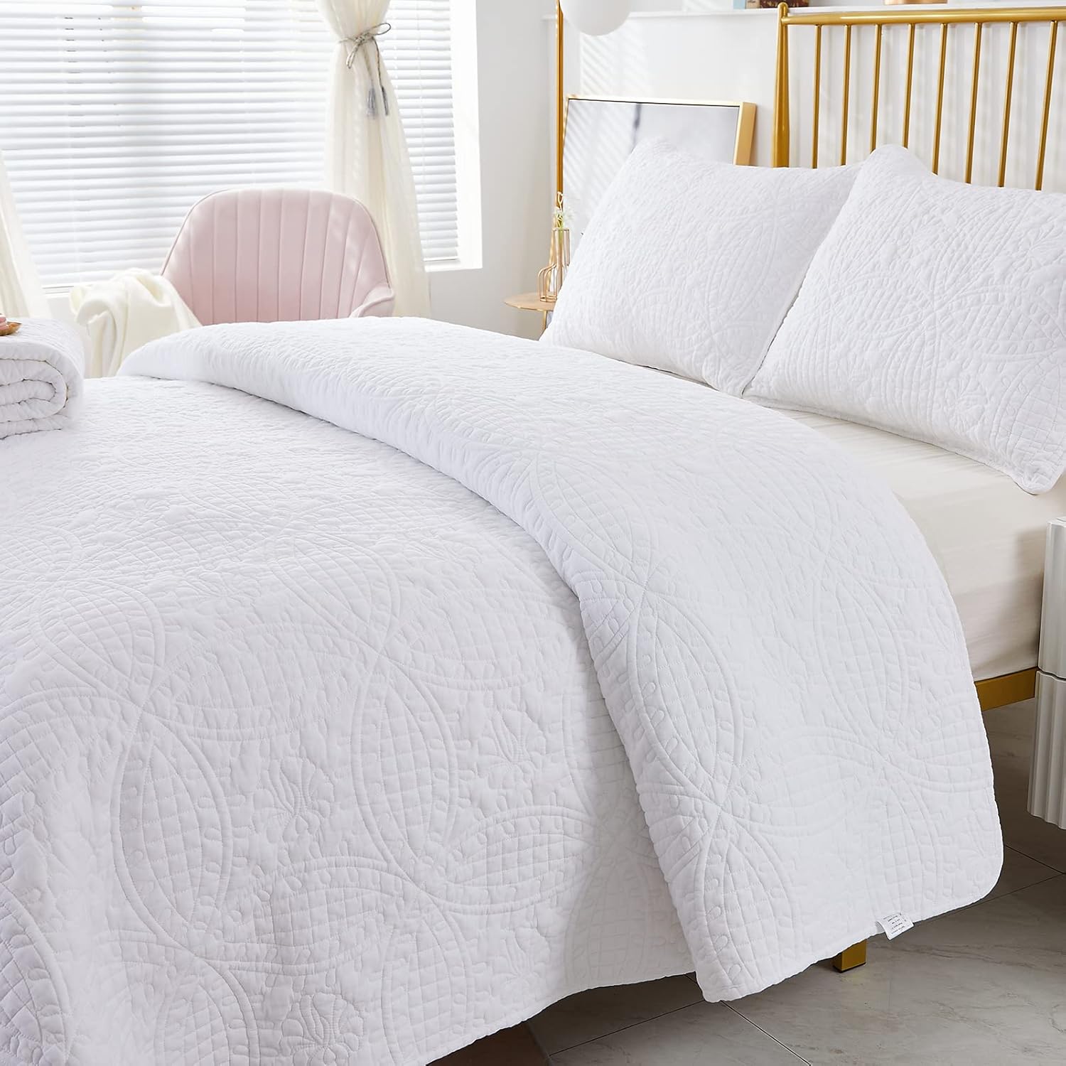 Brandream White Quilts Queen Size Cotton Quilt Set Matelasse Coverlet Set Clover Stitching Quilted Comforter Set 3-Piece