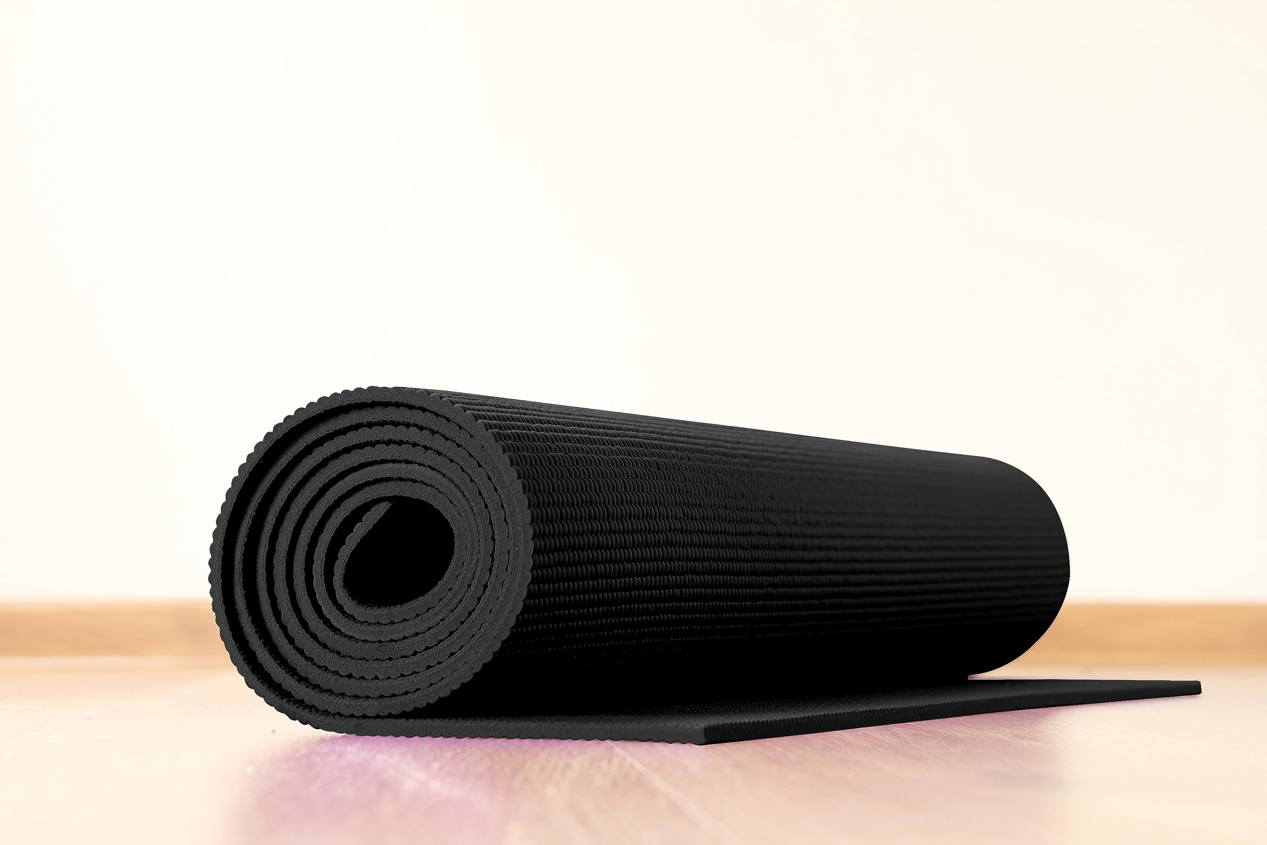 Tappetino Yoga Fitness Ginnastica Tappeto Palestra Antiscivolo Arrotolabile 61 x 173 Cm Pilates Workout - Nero