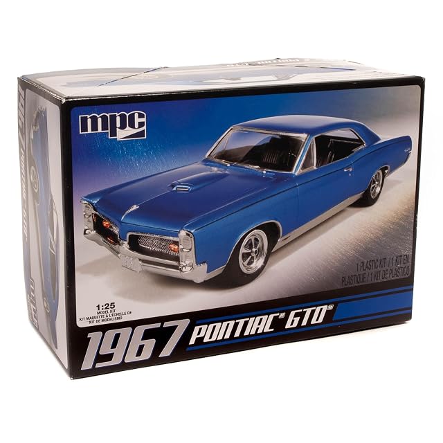 C P M MPC 1 25 Scale Model Kit - 1967 Pontiac GTO - Blue 85 Parts -