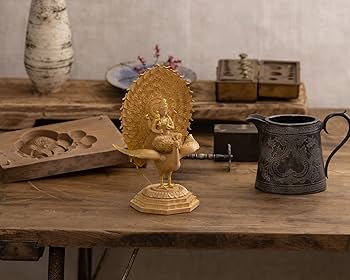 Amazon.co.jp: 極小仏 孔雀明王 17cm（木製：ツゲ 金泥仕上）＿仏像