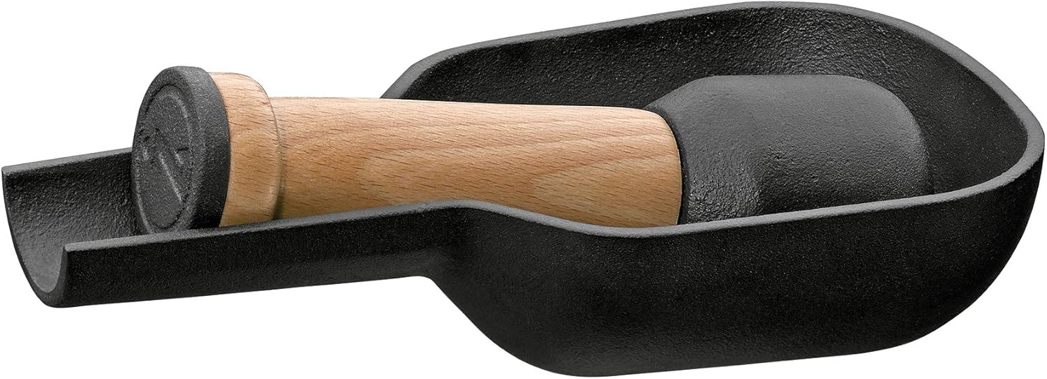 Zassenhaus Cast Iron Mortar & Pestle with Pouring Spout, 7" Oval, black - Mortar And Pestle Set