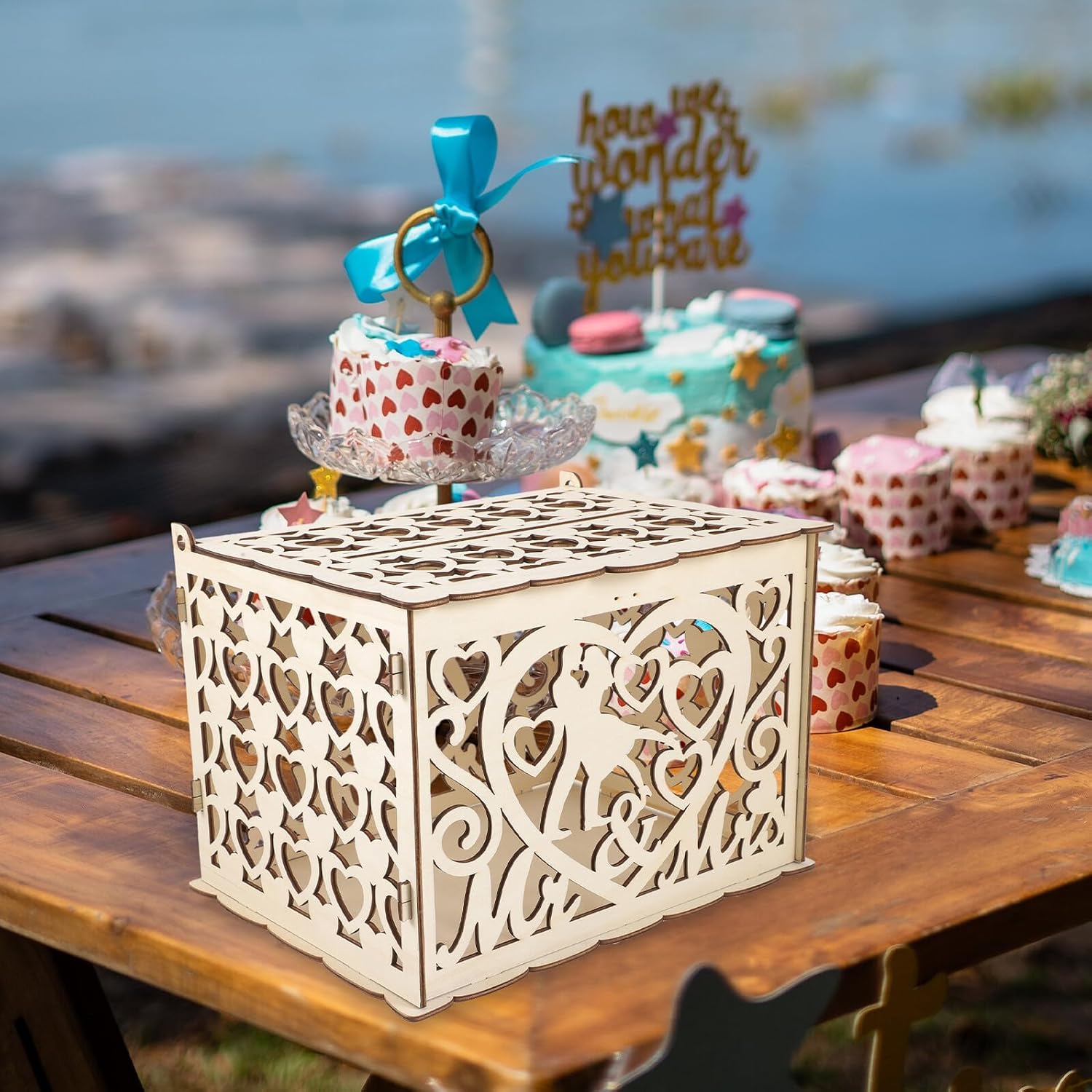 SOLUSTRE Wooden Wedding Money Cards Box with Hollow Heart Carving Rustic Wood Card Holder for Wedding Reception for Party Storage