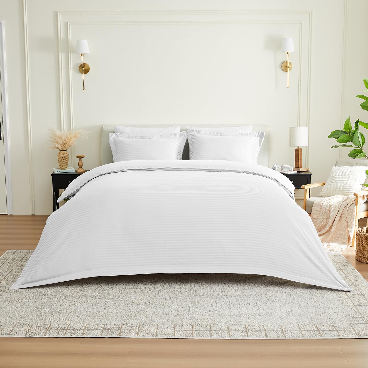 GC GAVENO CAVAILIA Satin Striped White Bedding Sets King Size Duvet Cover - 3Piece Kingsize Duvet Cover Sets Pillow Cases With Button Closure - Hypoallergenic, Breathable Quilt Cover Bed Set