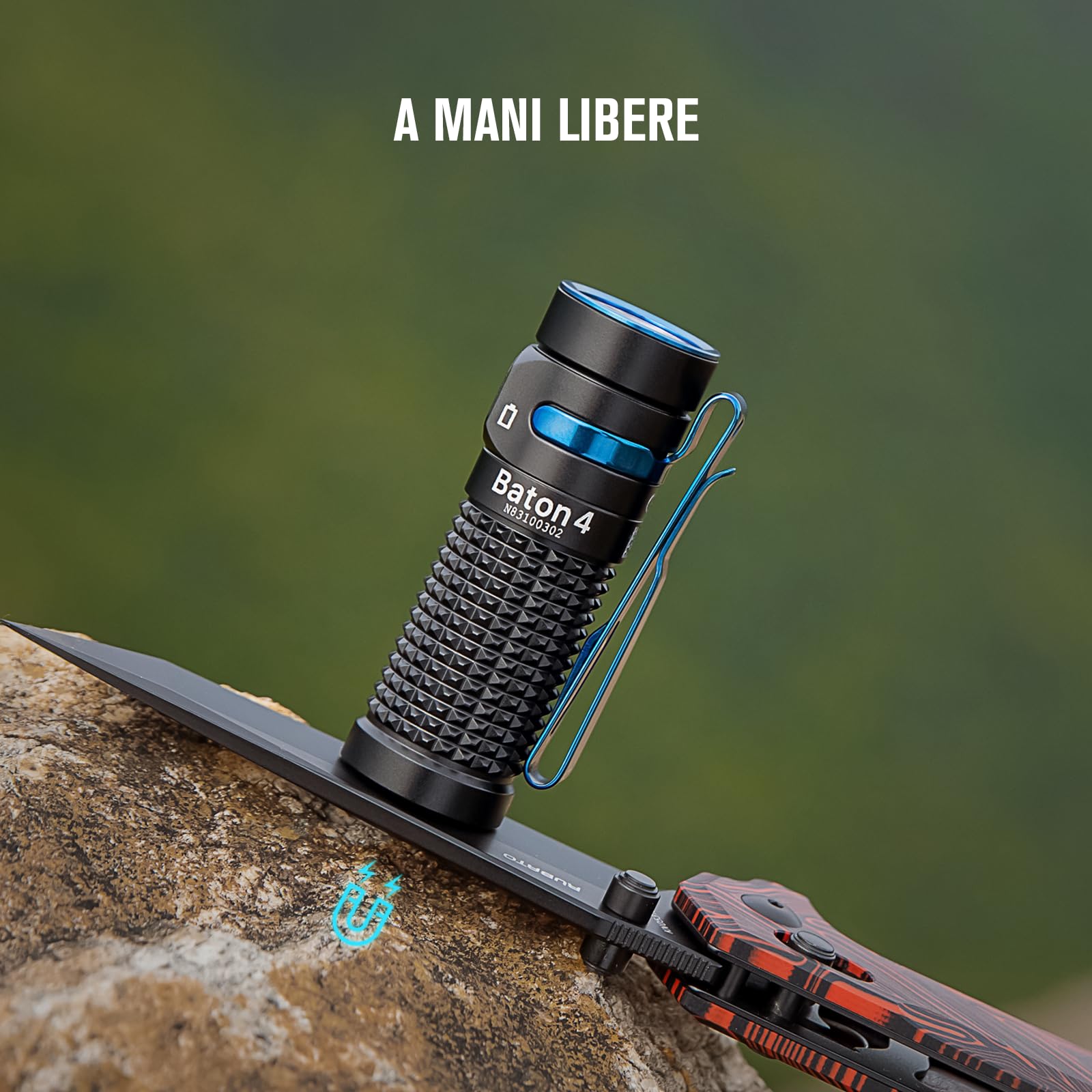 OLIGHT Baton4 Torcia EDC Standard per Tasca, Compatta e Potente 1300 Lumen Pulsanti Laterali Durevoli e Luci di Indicazione Torcia LED Adatta per Uso Domestico o Viaggi all'Aperto (Nero)