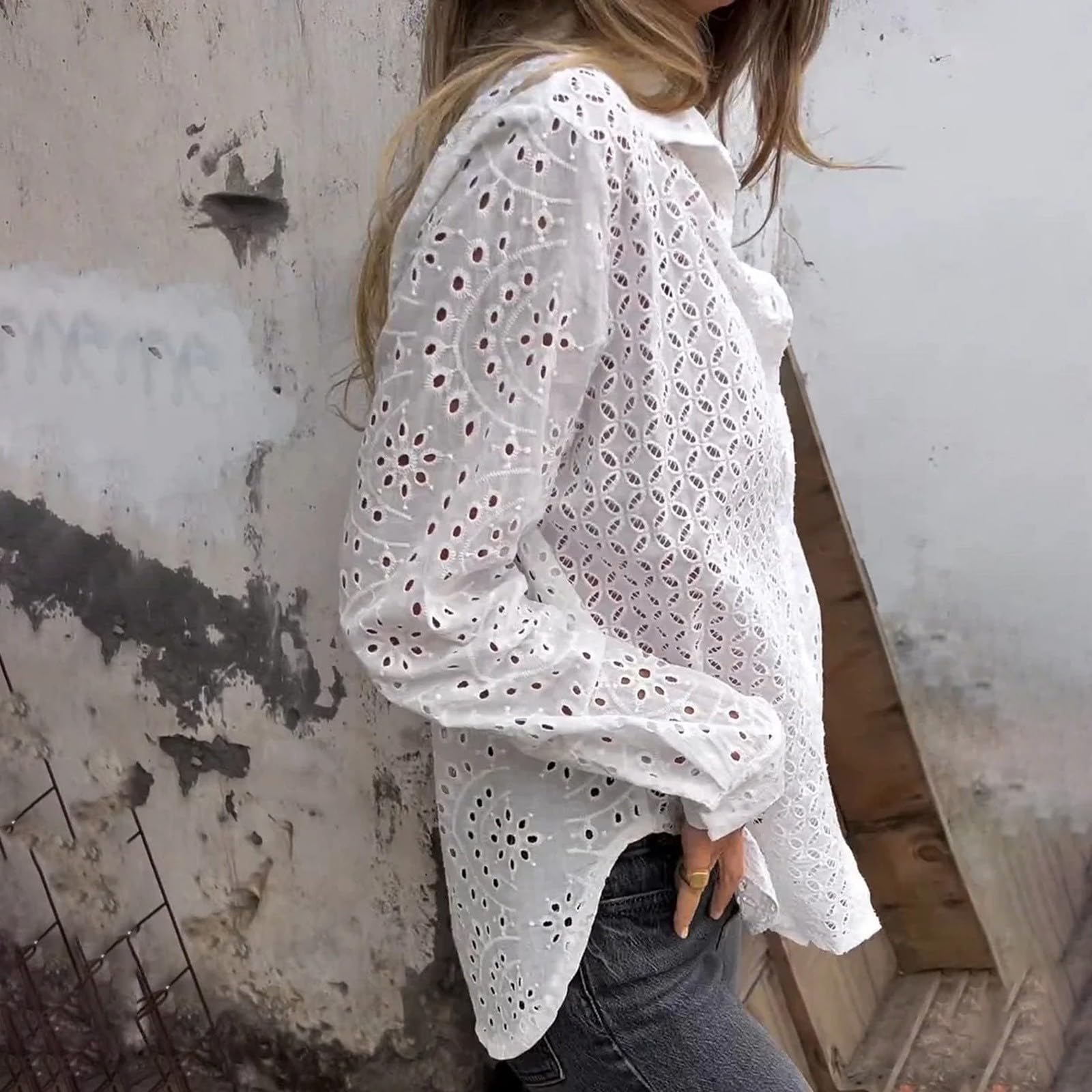 T Shirt Femme Longues en Dentelle Brodée pour Chemise Boutonnée À Manches Ajourée Brodée, La Chemisier Tee Fleurie Bleu Marine Womens Tee-Shirt Col V Blouse Rouge Chic Tunique Grande