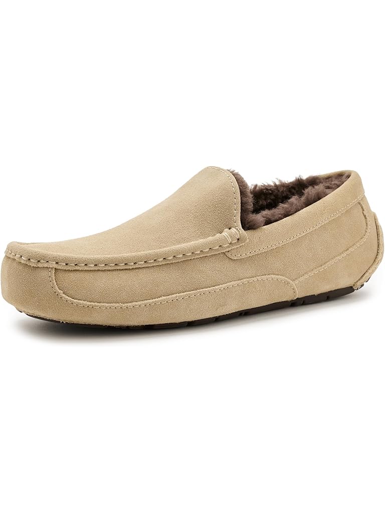 Beige UGG Ascot