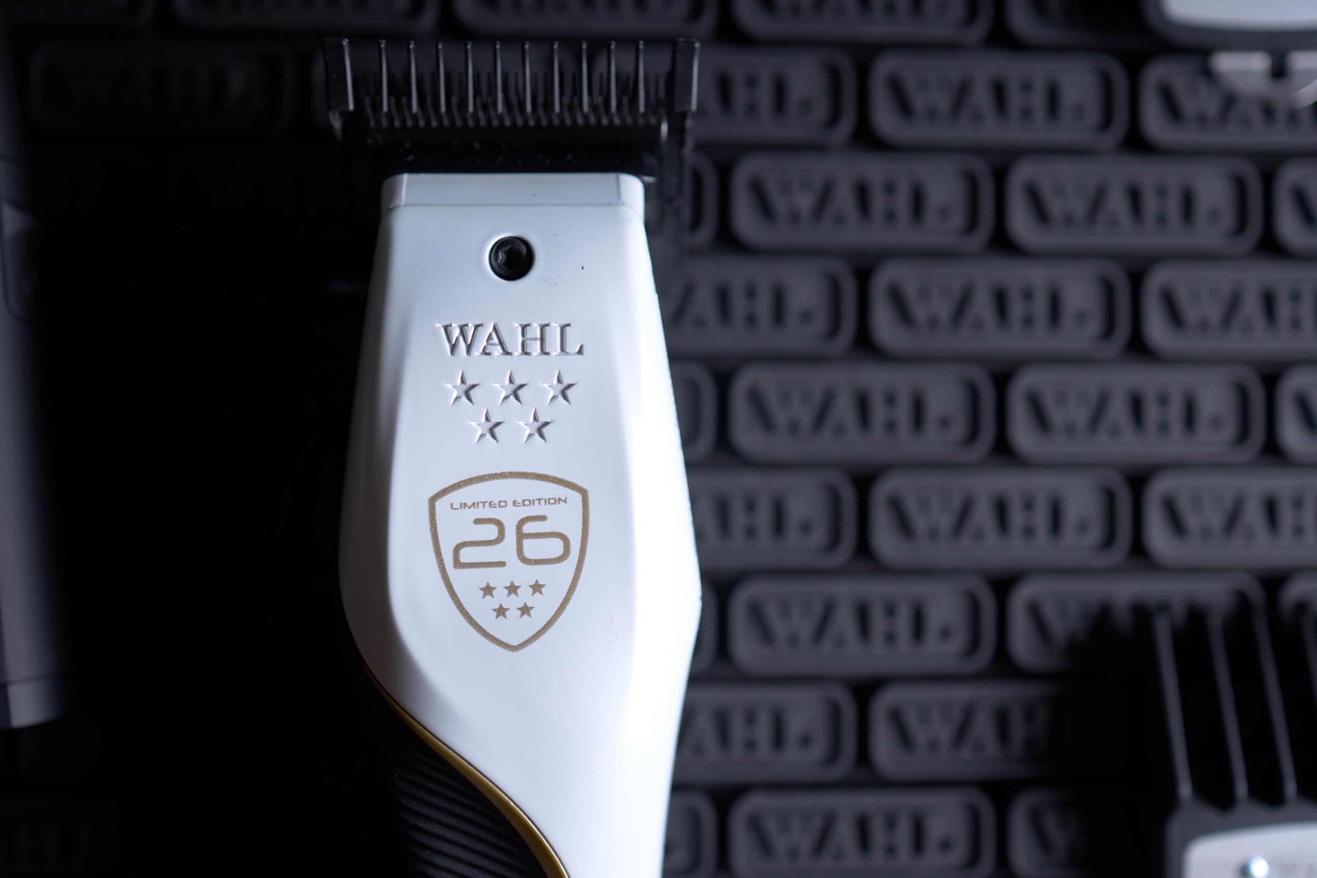 Wahl Vapor CE, Cortapelos Inalámbrico, Cuchilla F32 Fadeout, 2,5 Horas | Cortapelos Inalámbrico, Cuchilla F32 Fadeout Zero Gap, Motor sin Escobillas 8000 RPM Adaptativo, hasta 2,5 Horas, 280 g