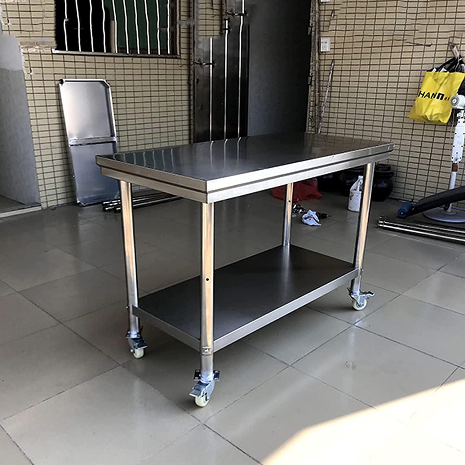 Equipement en acier inoxydable épaissi avec cuisine, roulettes avec frein de verrouillage, salle de travail de la préparation de nourriture commerciale pour restaurant familial, garage bar,80x60x85cm