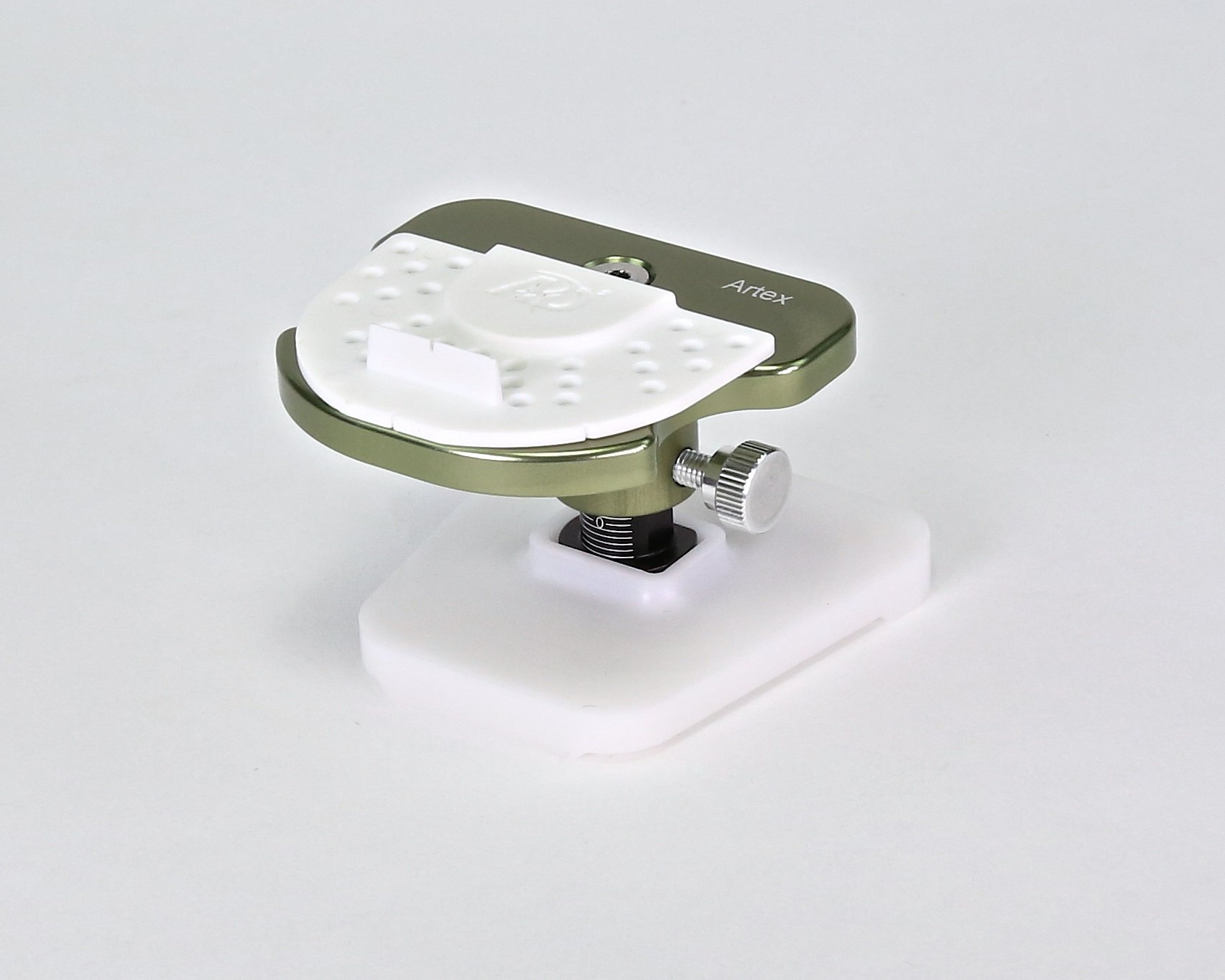 Artex Adjustable Platform