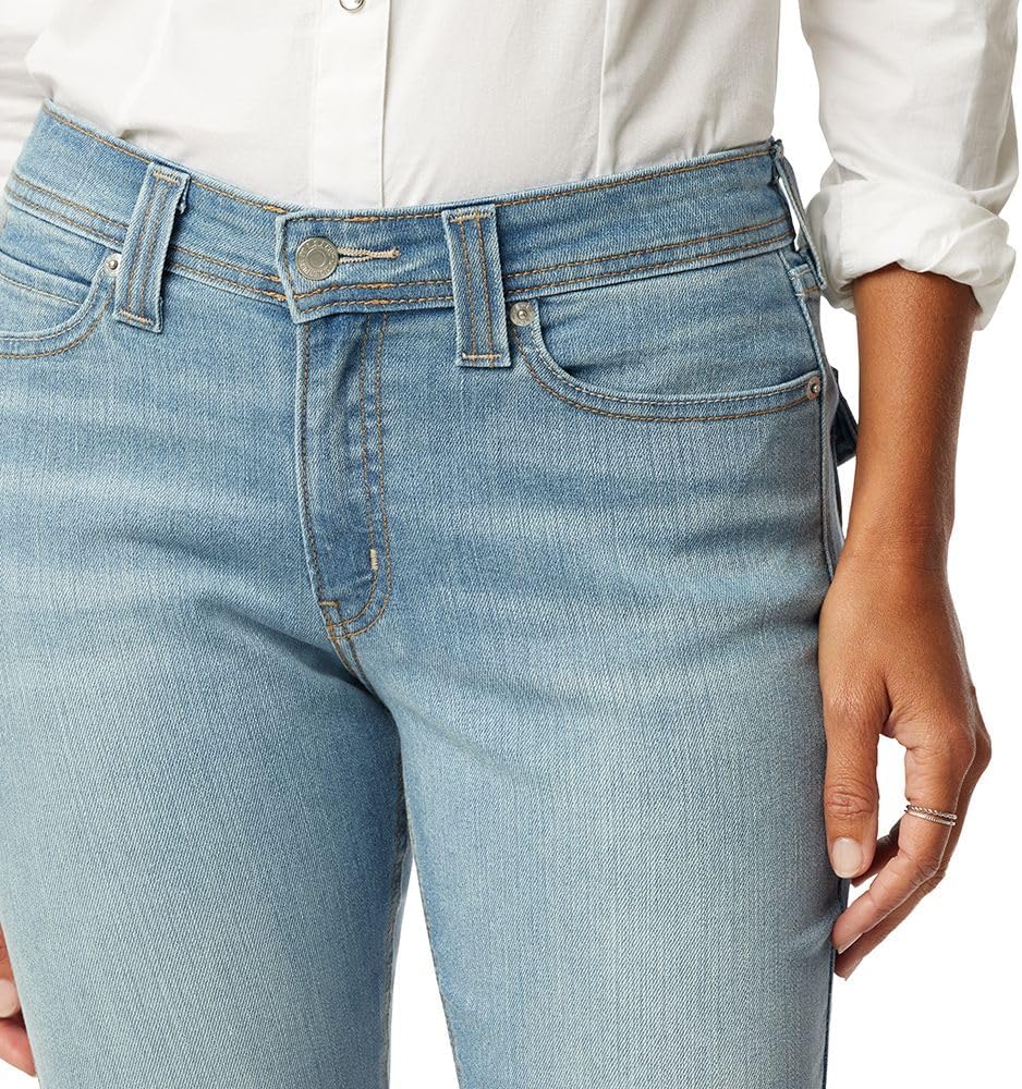 Levi Strauss Signature Gold Womens True Boot Jean (Standard and Plus) - Image 4