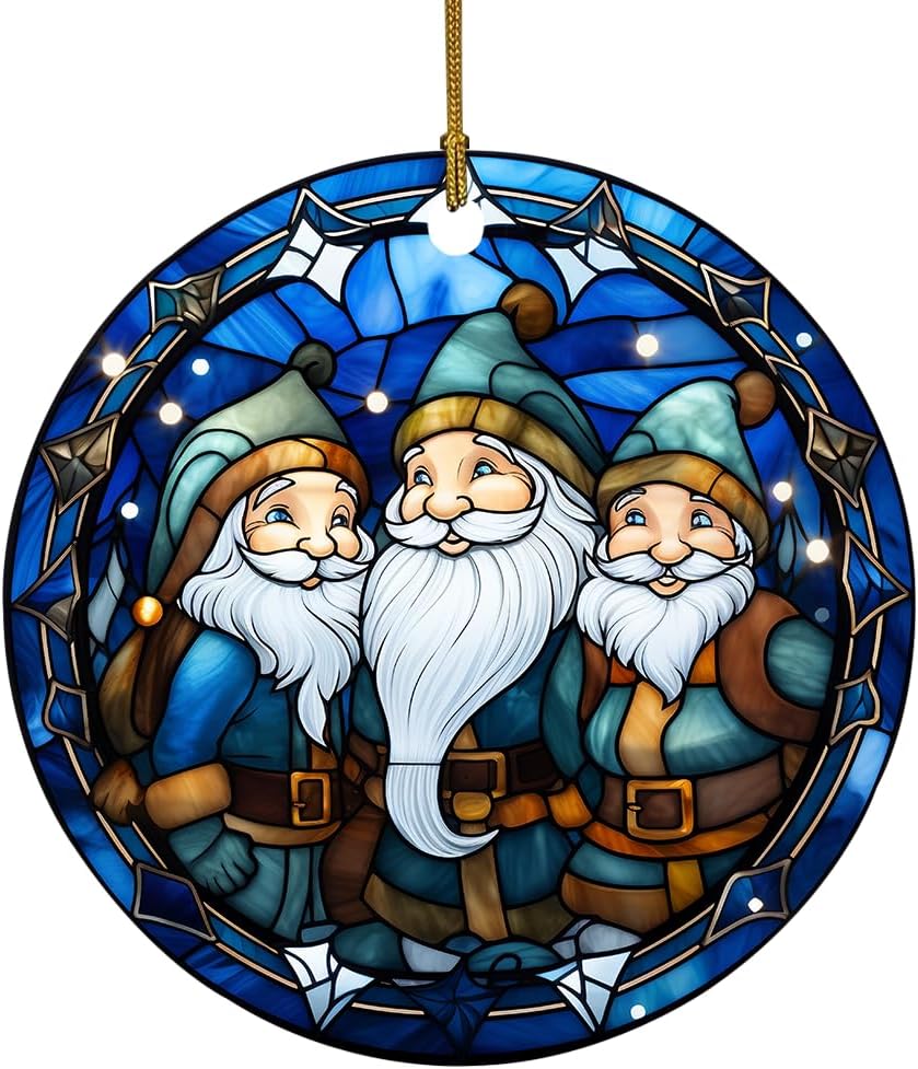 森の中の小人サンタのクリスマスリース 小さな森の中に住む小人サンタ