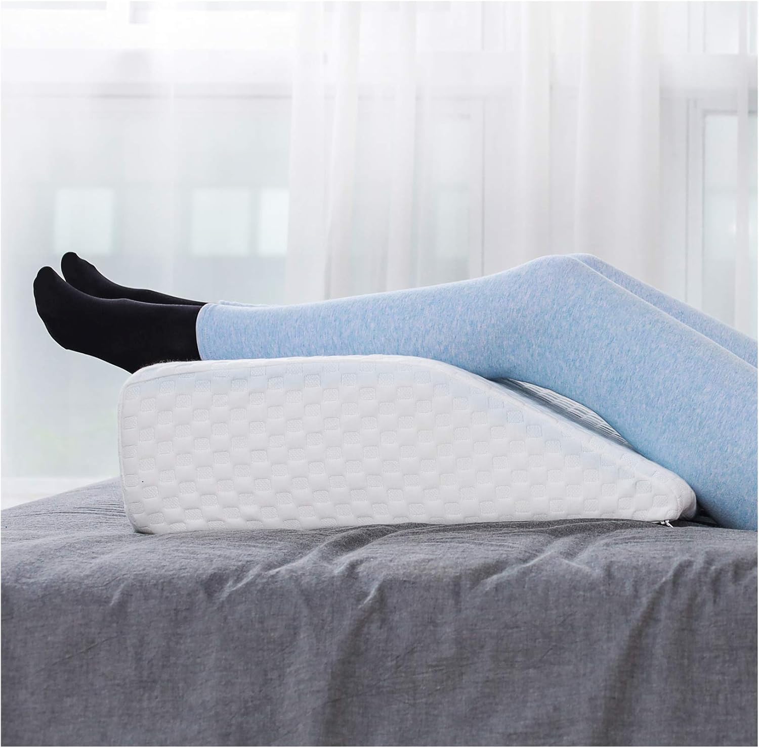 WAJ Bed Wedge Pillow for Sleeping Elevated Support Wedge Pillow with Cooling Memory