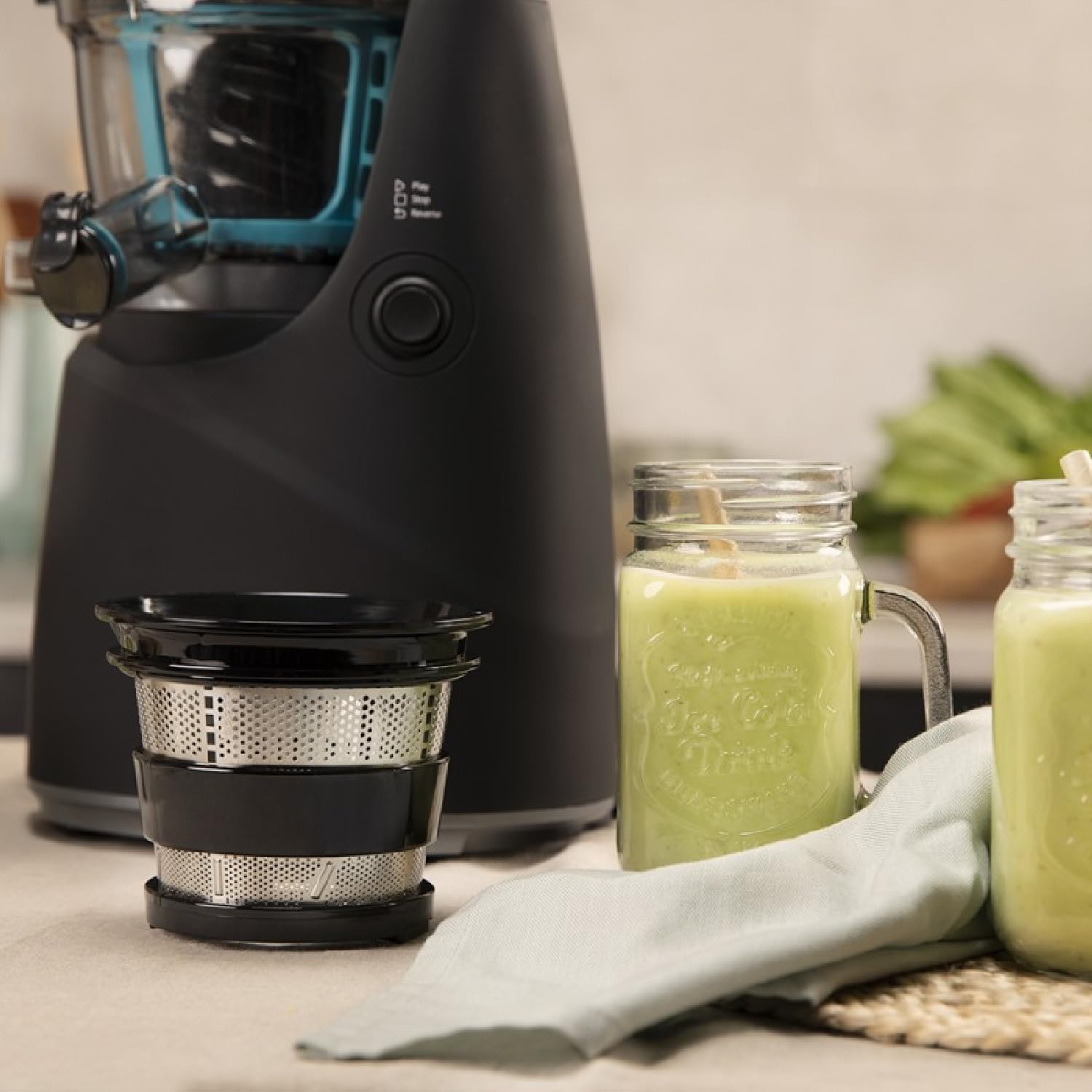 Cecotec Cecojuicer Pro - Filtro smoothies e frullati per centrifuga a freddo, frutta e verdura, estrattore di succo con canale XL per frutta intera