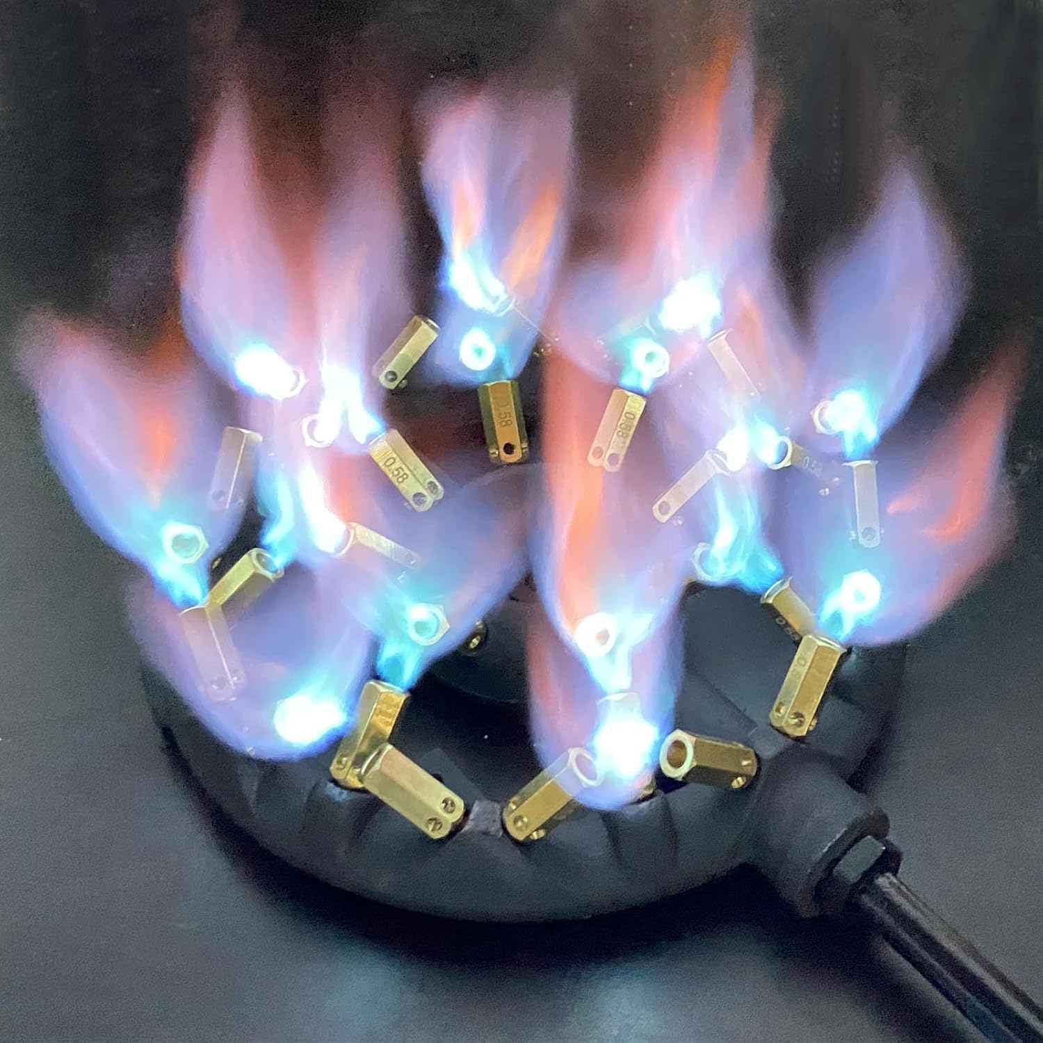 MCAMPAS 32 Tips Propane Gas Jet Burner with 20 PSI Propane Regulator Hose and Manifold Pipe for Camping, Turkey Fryers, Stove Buddy, Commercial Cooking