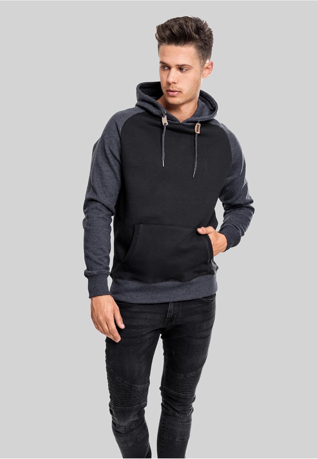 Urban Classics Mens Hoody TB666 Raglan Contrast Hoody Color: black/charcoal in Size: XX-Large