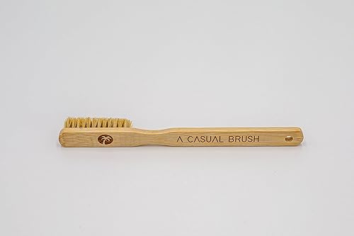 Un cepillo casual - Cepillo de escalada de pelo de jabalí natural con mango de bambú