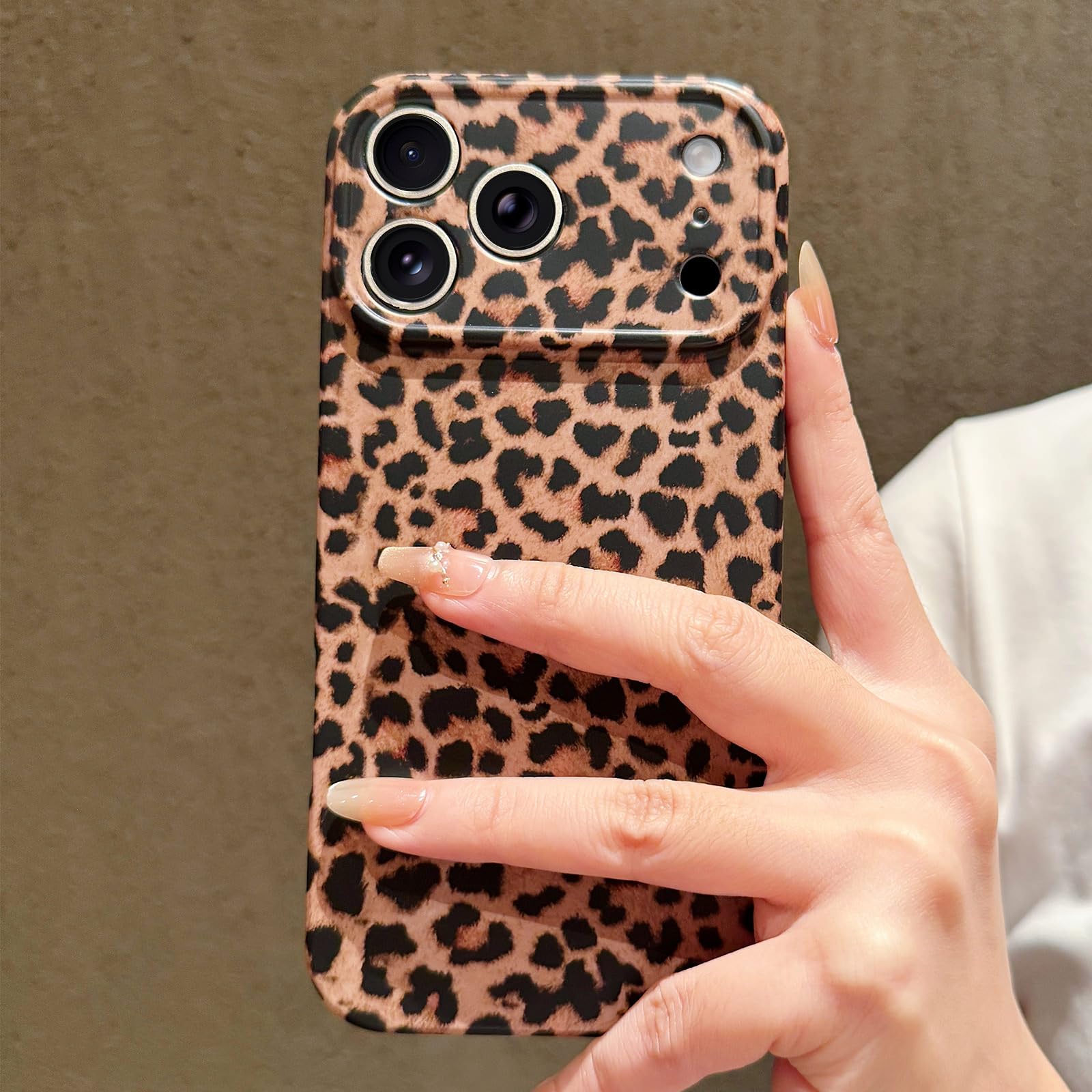 Amazon.co.jp: Teageo iPhone 17 Pro 用 ケース ヒョウ柄 レオパード