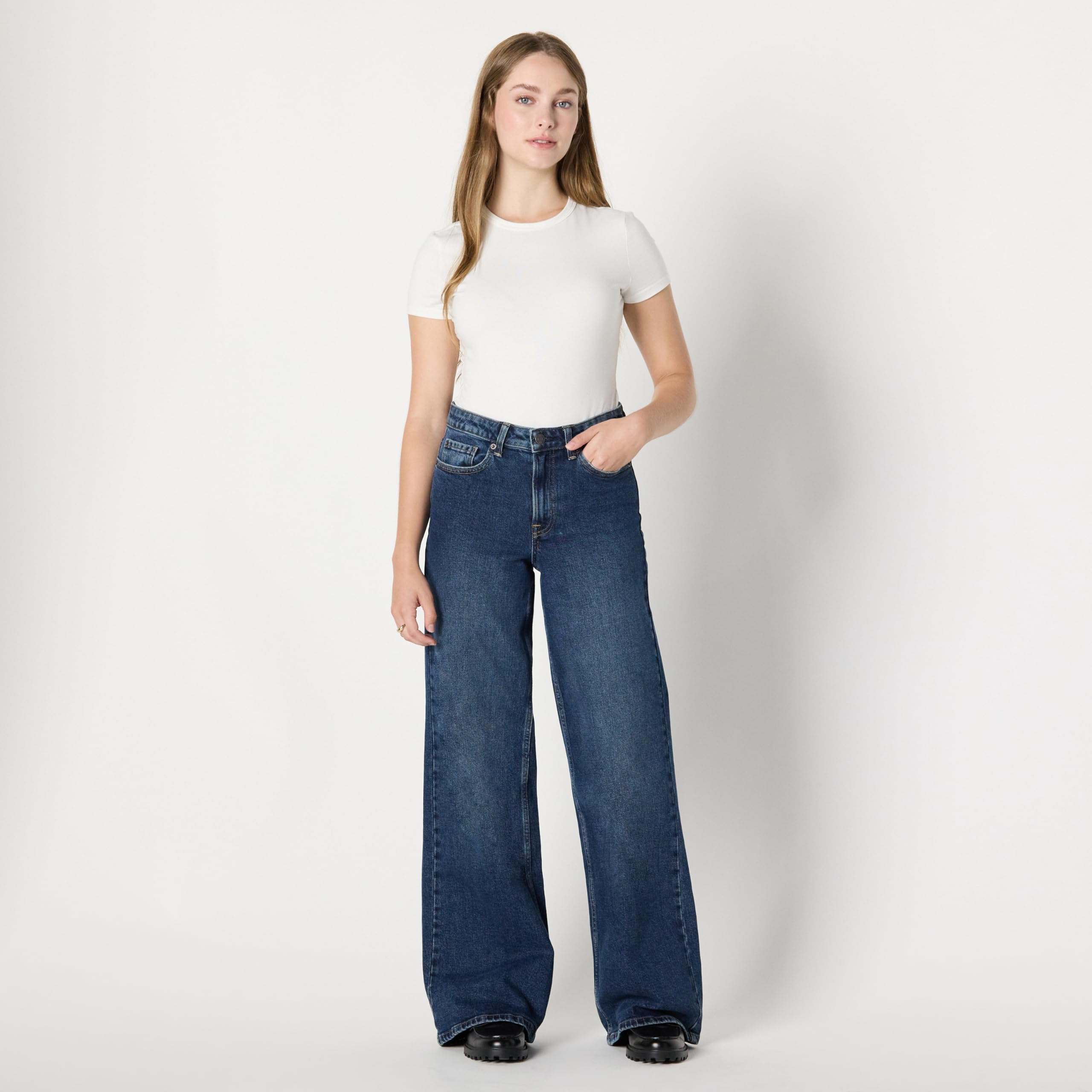 Amazon Essentials Vaqueros Tobilleros de Talle Alto y Pernera Ancha Mujer